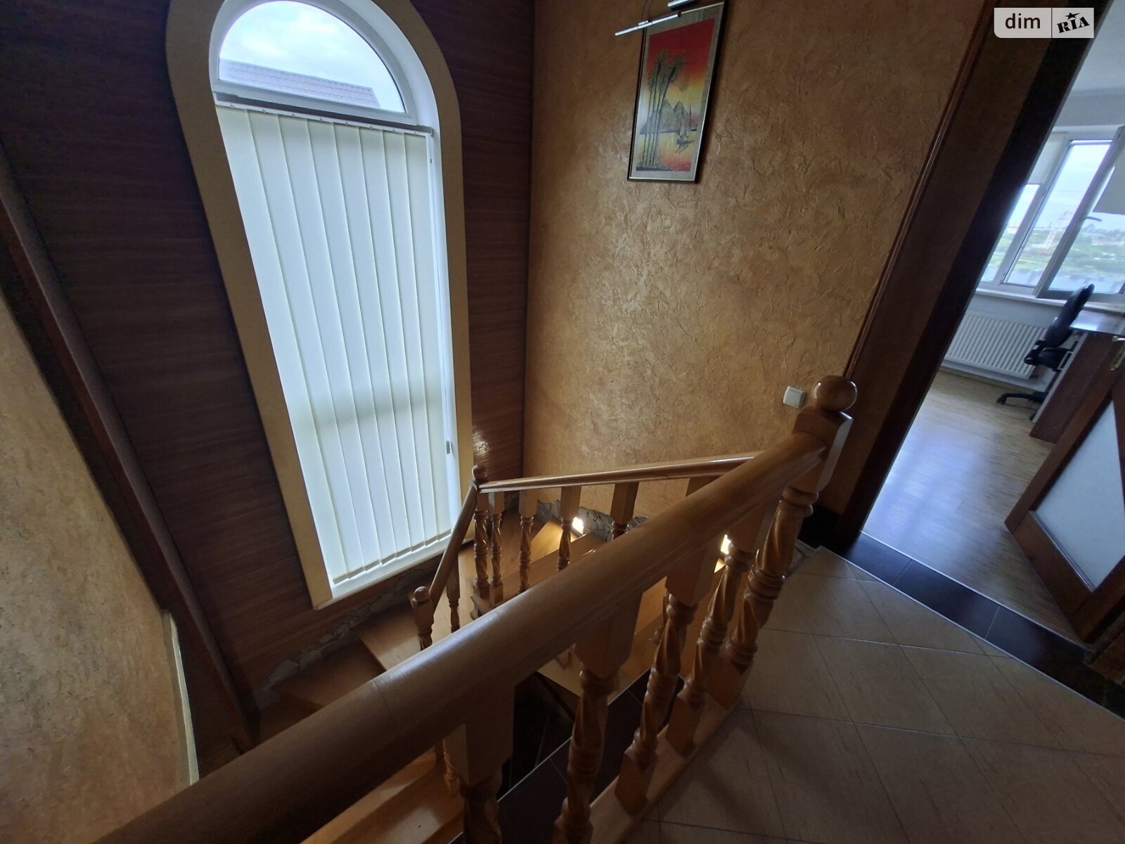 Продаж п`ятикімнатної квартири в Тернополі, на вул. Шептицького Андрія Митрополита, район Оболоня фото 1