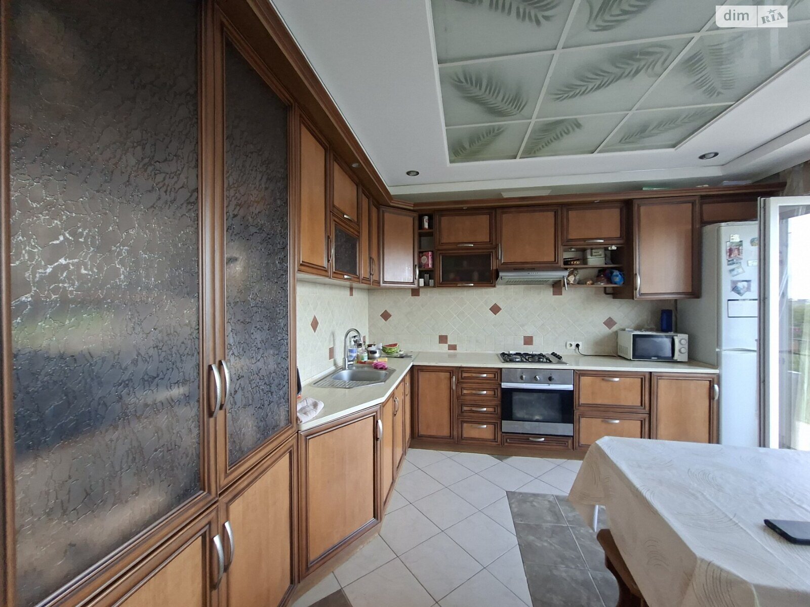 Продаж п`ятикімнатної квартири в Тернополі, на вул. Шептицького Андрія Митрополита, район Оболоня фото 1