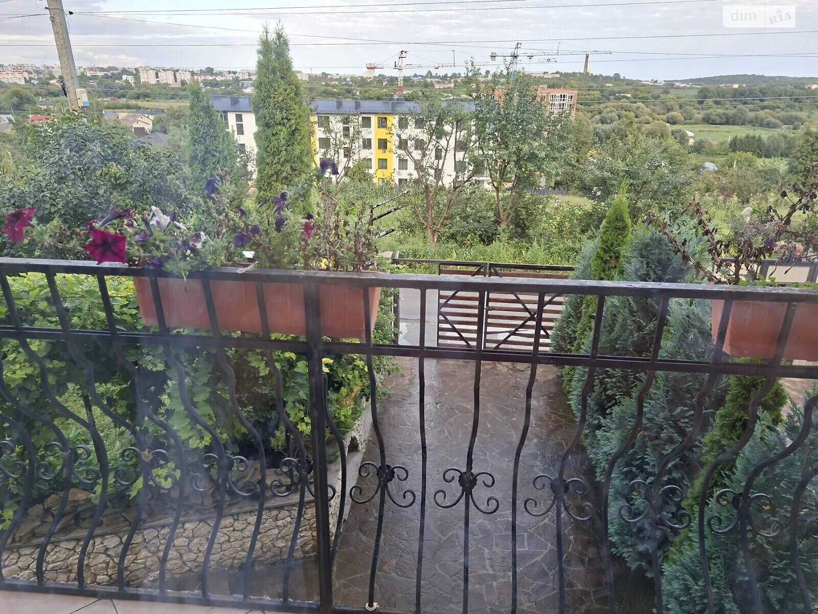 Продаж п`ятикімнатної квартири в Тернополі, на вул. Шептицького Андрія Митрополита, район Оболоня фото 1