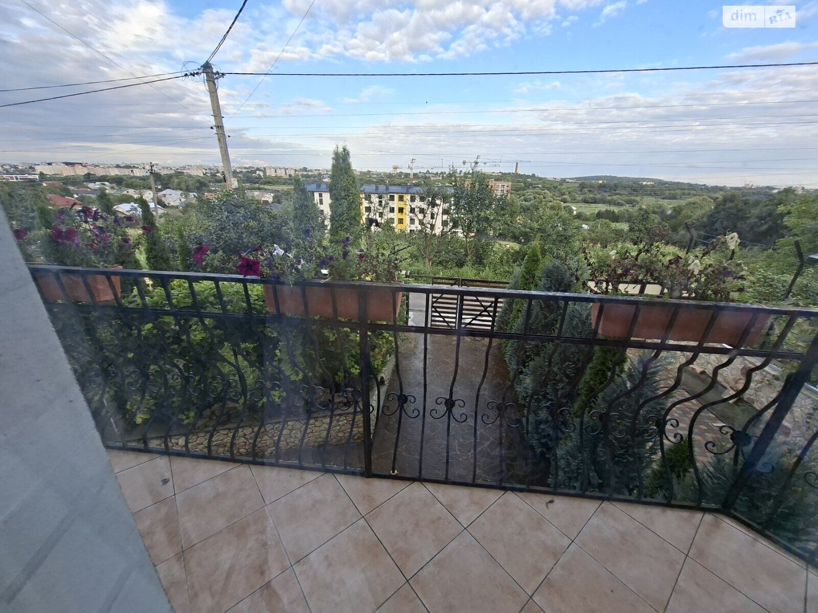 Продаж п`ятикімнатної квартири в Тернополі, на вул. Шептицького Андрія Митрополита, район Оболоня фото 1