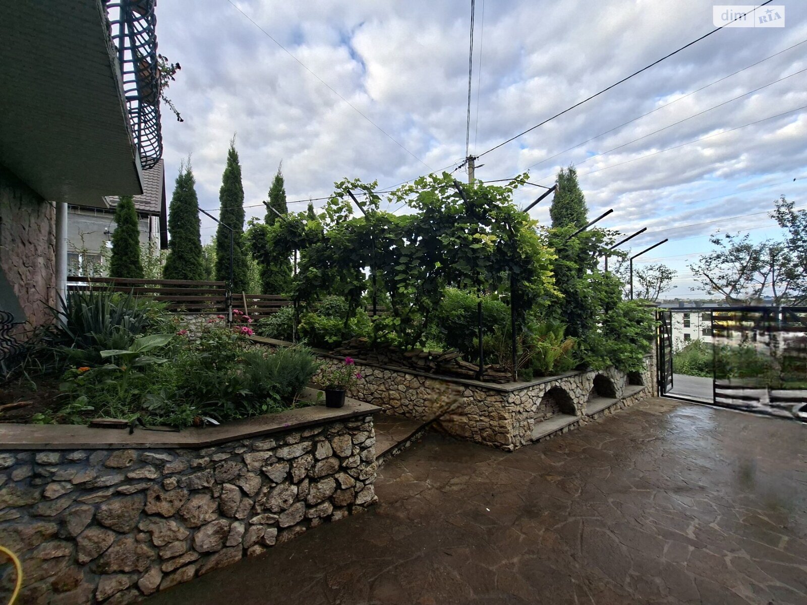 Продаж п`ятикімнатної квартири в Тернополі, на вул. Шептицького Андрія Митрополита, район Оболоня фото 1