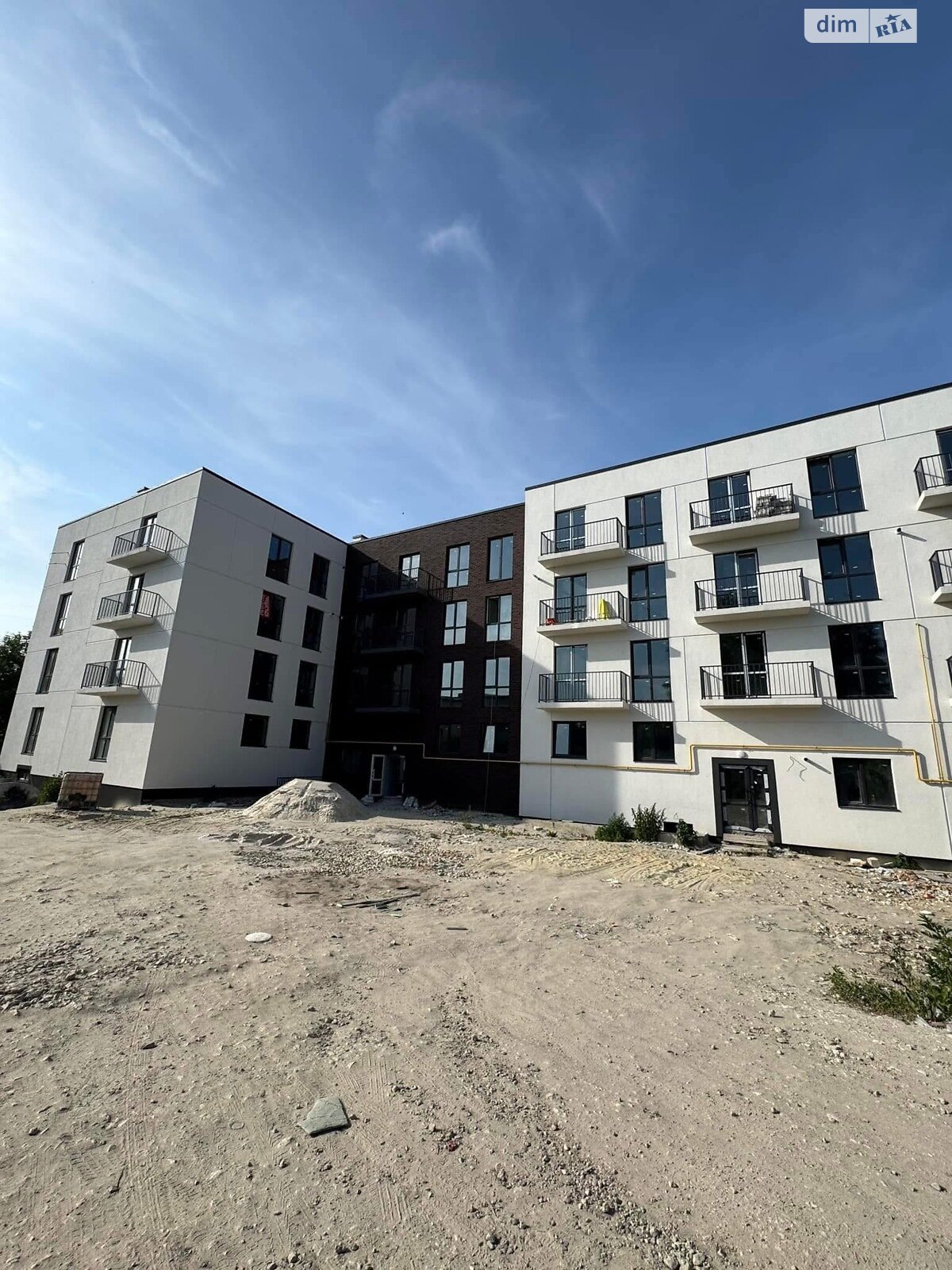 Продаж трикімнатної квартири в Тернополі, на вул. Стадникової Софії, район Оболоня фото 1 Продаж трикімнатної квартири в Тернополі, на вул. Стадникової Софії, район Оболоня фото 1