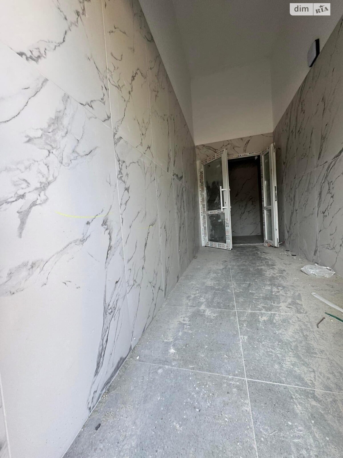 Продаж трикімнатної квартири в Тернополі, на вул. Стадникової Софії, район Оболоня фото 1 Продаж трикімнатної квартири в Тернополі, на вул. Стадникової Софії, район Оболоня фото 1