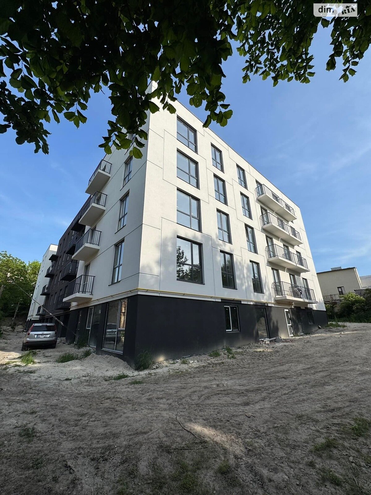 Продаж трикімнатної квартири в Тернополі, на вул. Стадникової Софії, район Оболоня фото 1 Продаж трикімнатної квартири в Тернополі, на вул. Стадникової Софії, район Оболоня фото 1