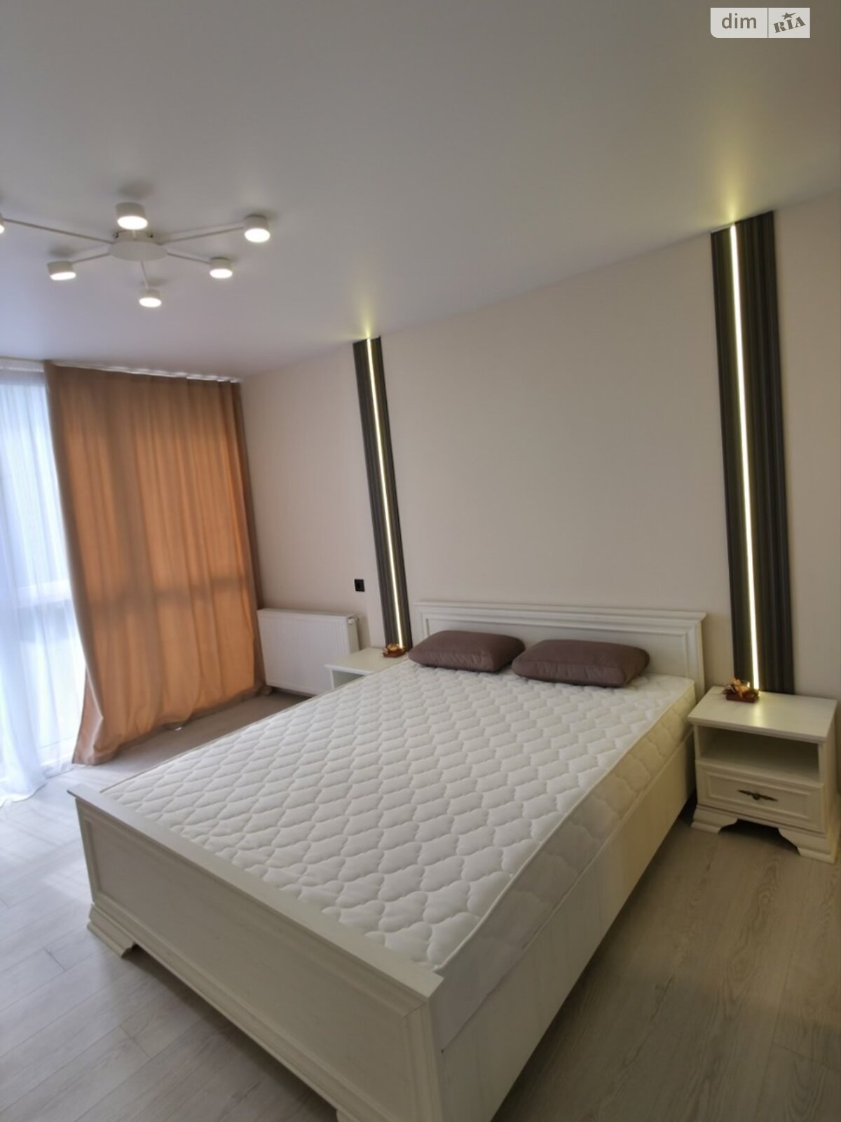 Продаж трикімнатної квартири в Тернополі, на вул. Стадникової Софії, район Оболоня фото 1