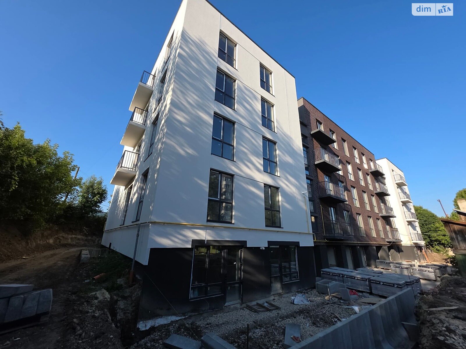 Продажа трехкомнатной квартиры в Тернополе, на ул. Стадниковой Софии 40, район Оболоня фото 1