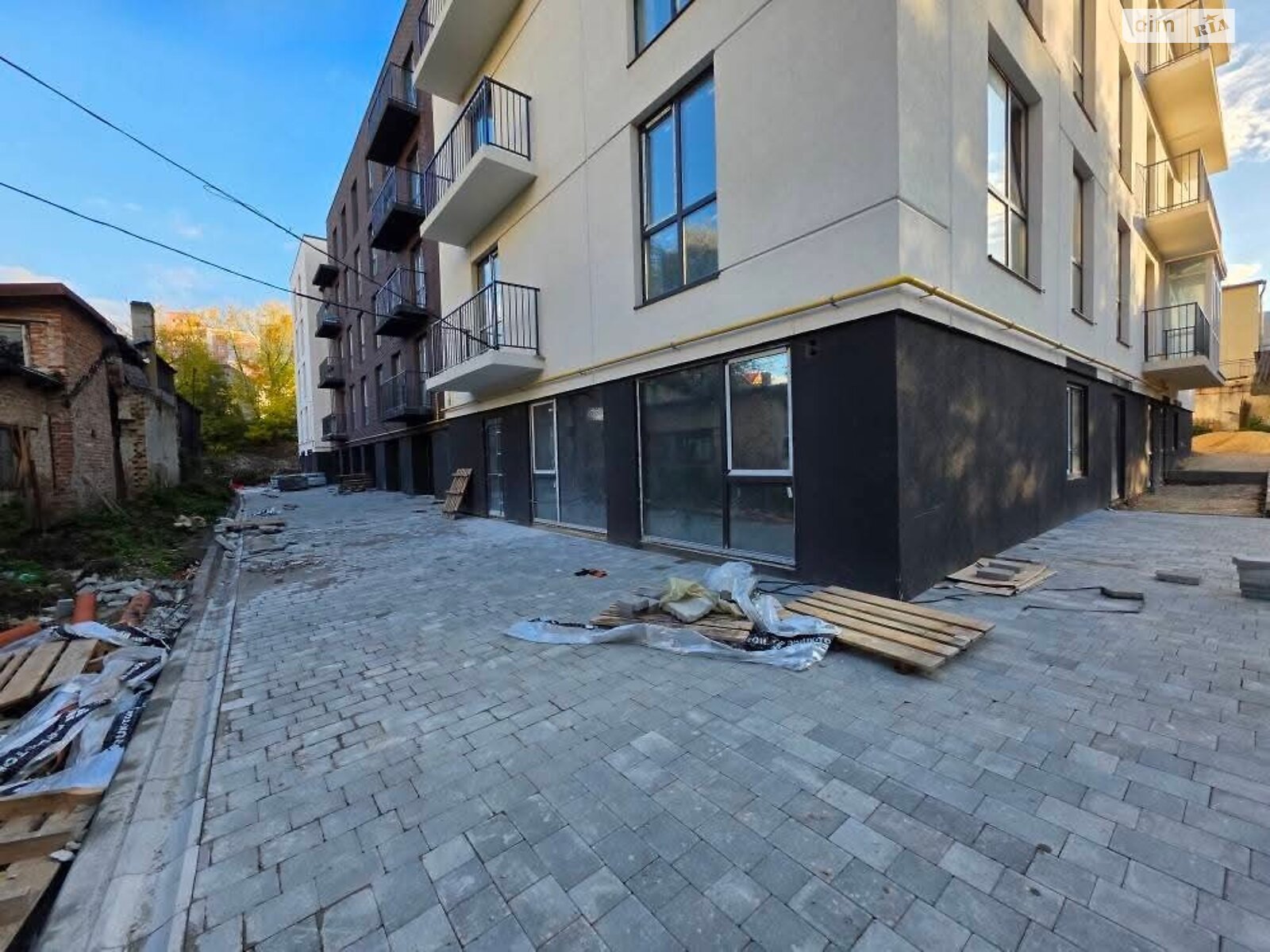 Продаж трикімнатної квартири в Тернополі, на вул. Стадникової Софії 40, район Оболоня фото 1 Продаж трикімнатної квартири в Тернополі, на вул. Стадникової Софії 40, район Оболоня фото 1