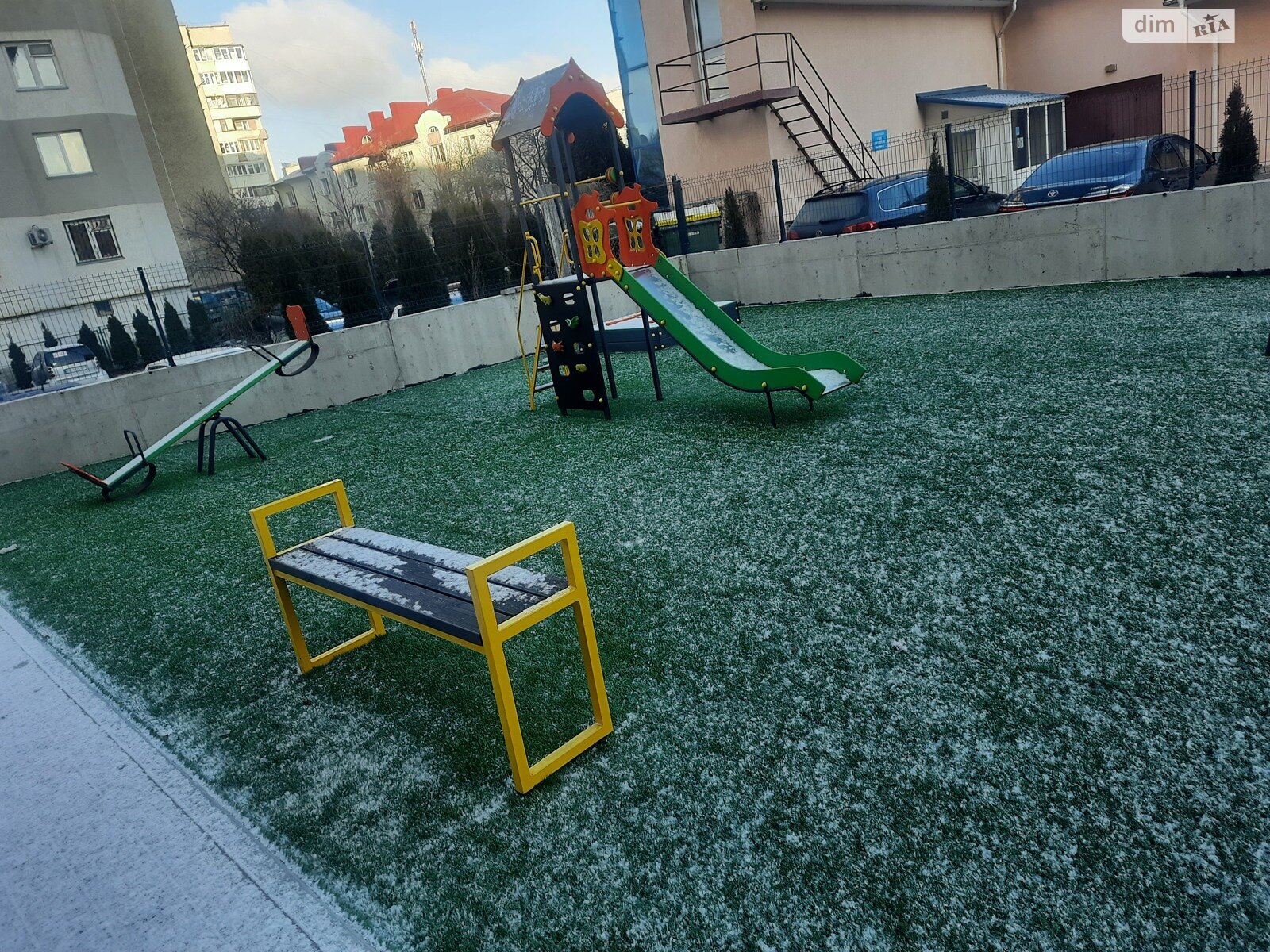 Продаж трикімнатної квартири в Тернополі, на вул. Торговиця 19, район Оболоня фото 1 Продаж трикімнатної квартири в Тернополі, на вул. Торговиця 19, район Оболоня фото 1