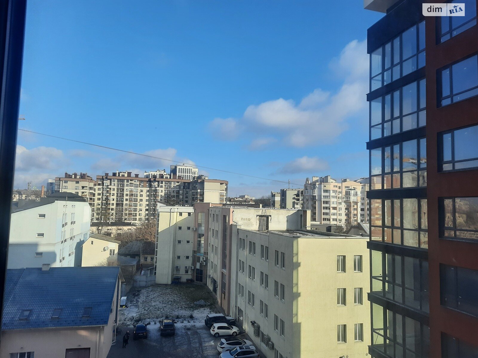 Продаж трикімнатної квартири в Тернополі, на вул. Торговиця 19, район Оболоня фото 1 Продаж трикімнатної квартири в Тернополі, на вул. Торговиця 19, район Оболоня фото 1