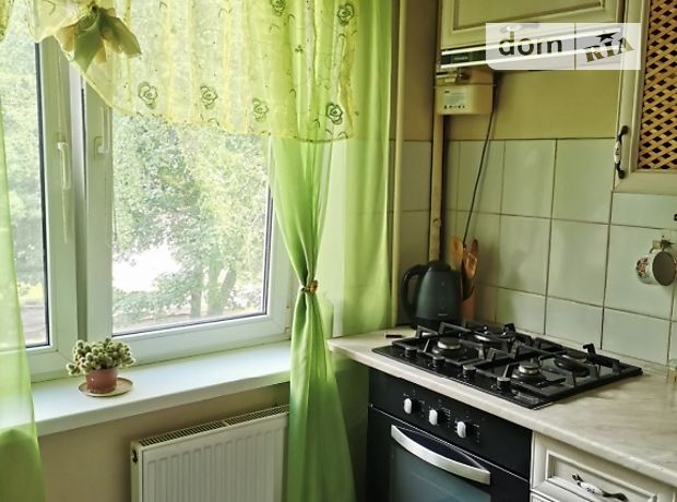 Продажа трехкомнатной квартиры в Тернополе, на ул. Фабричная район Промышленный фото 1 Продажа трехкомнатной квартиры в Тернополе, на ул. Фабричная район Промышленный фото 1