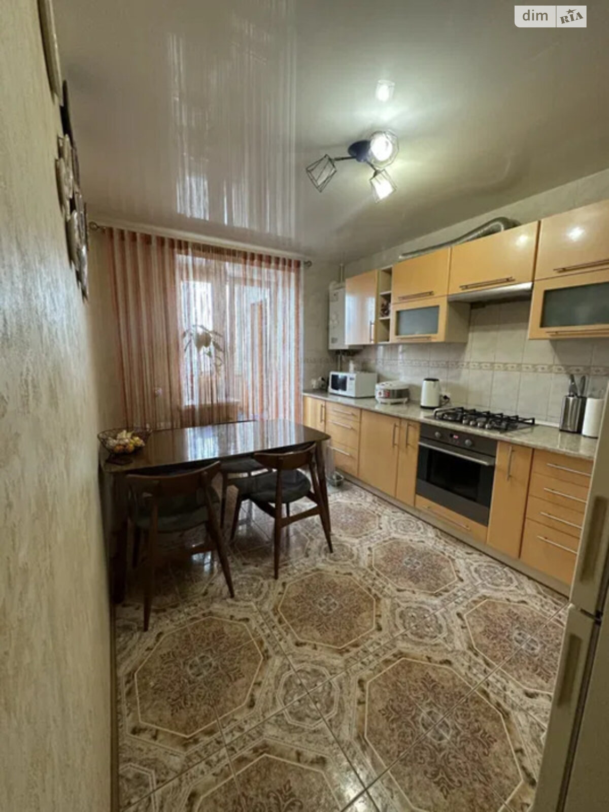 Продажа двухкомнатной квартиры в Тернополе, на бул. Просвещения 10, фото 1 Продажа двухкомнатной квартиры в Тернополе, на бул. Просвещения 10, фото 1