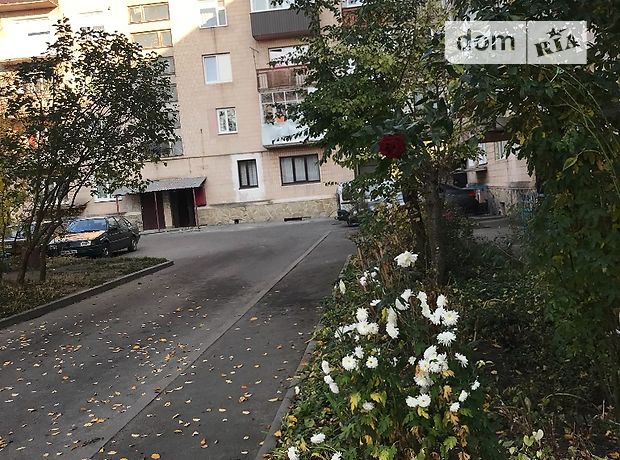 Продажа трехкомнатной квартиры в Тернополе, на ул. Козацкая район Сахарный завод фото 1 Продажа трехкомнатной квартиры в Тернополе, на ул. Козацкая район Сахарный завод фото 1