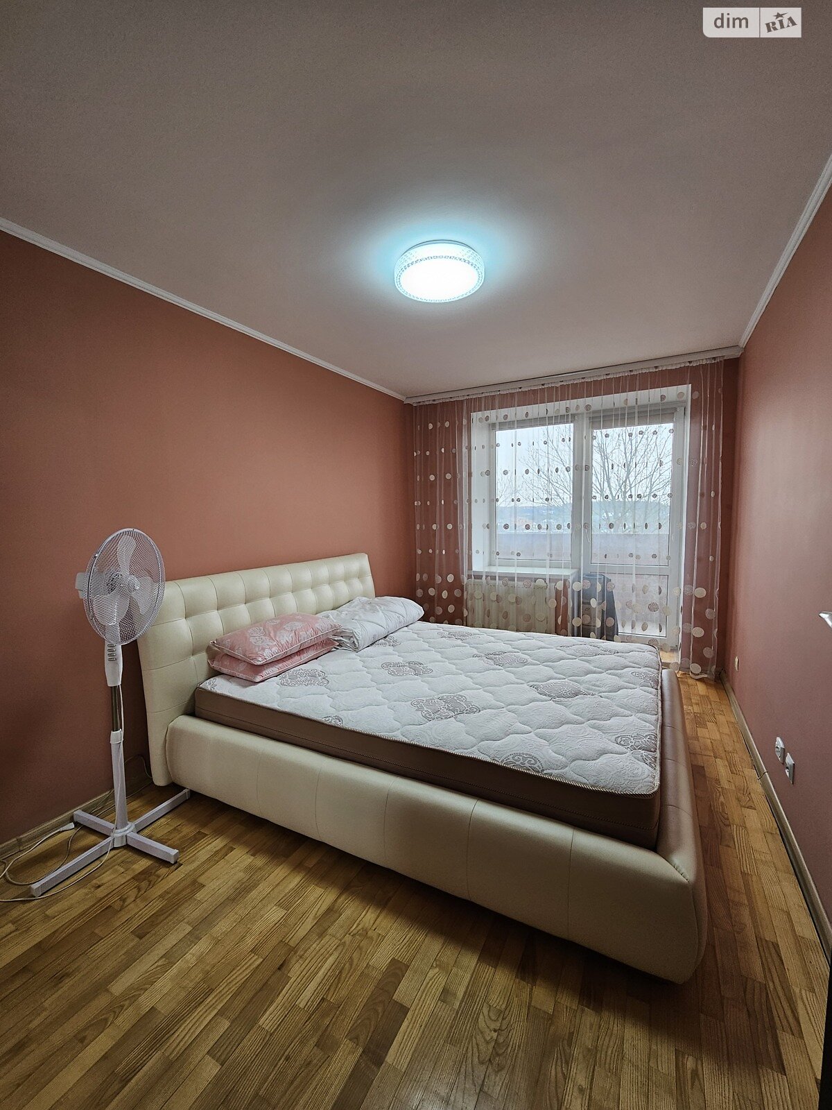 Продажа трехкомнатной квартиры в Тернополе, на ул. Микулинецкая 42, район Сахарный завод фото 1