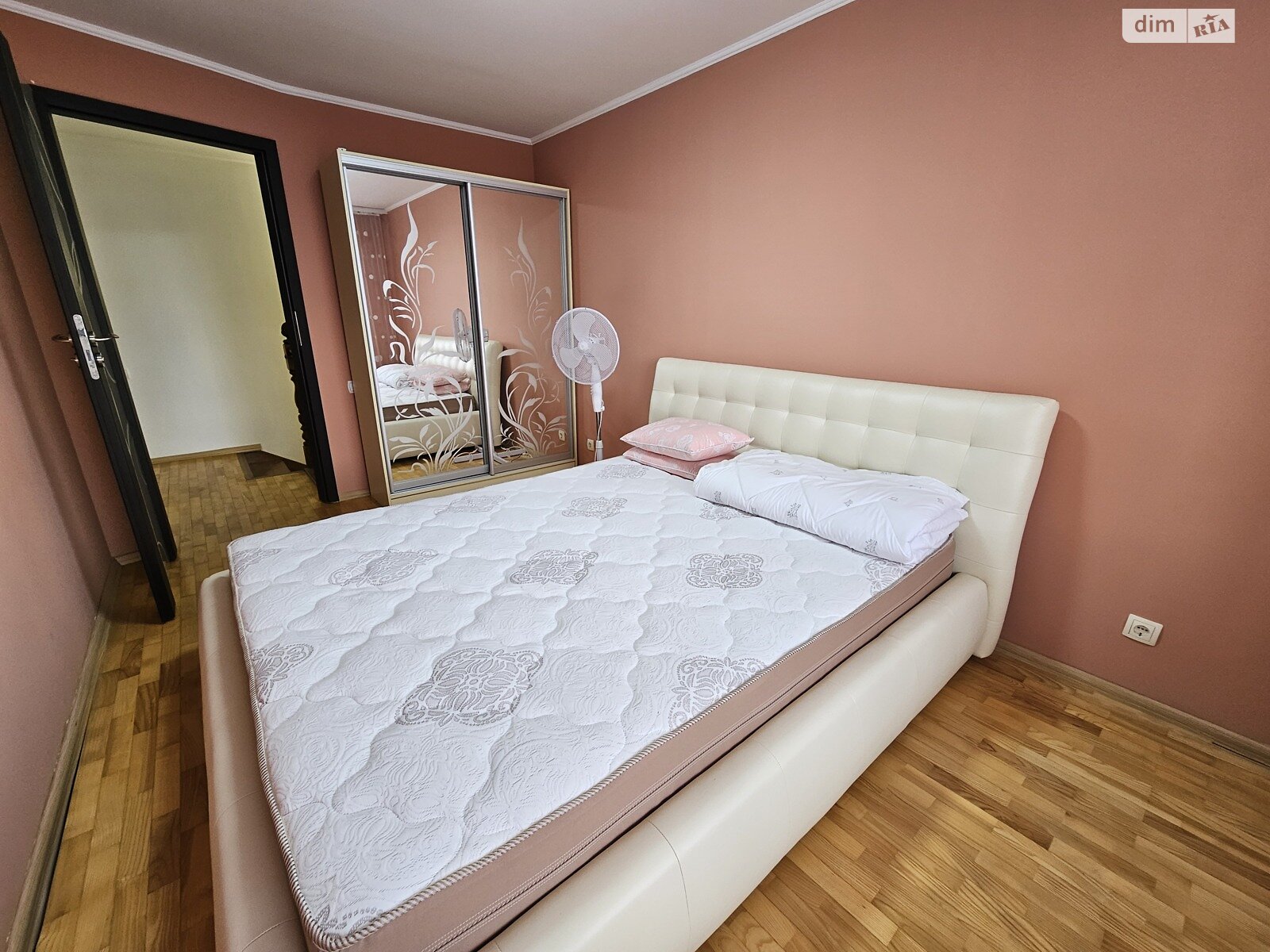Продажа трехкомнатной квартиры в Тернополе, на ул. Микулинецкая 42, район Сахарный завод фото 1