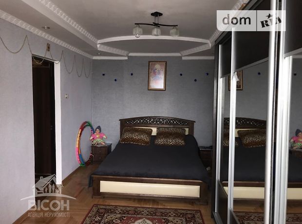 Продажа трехкомнатной квартиры в Тернополе, район Сахарный завод фото 1 Продажа трехкомнатной квартиры в Тернополе, район Сахарный завод фото 1