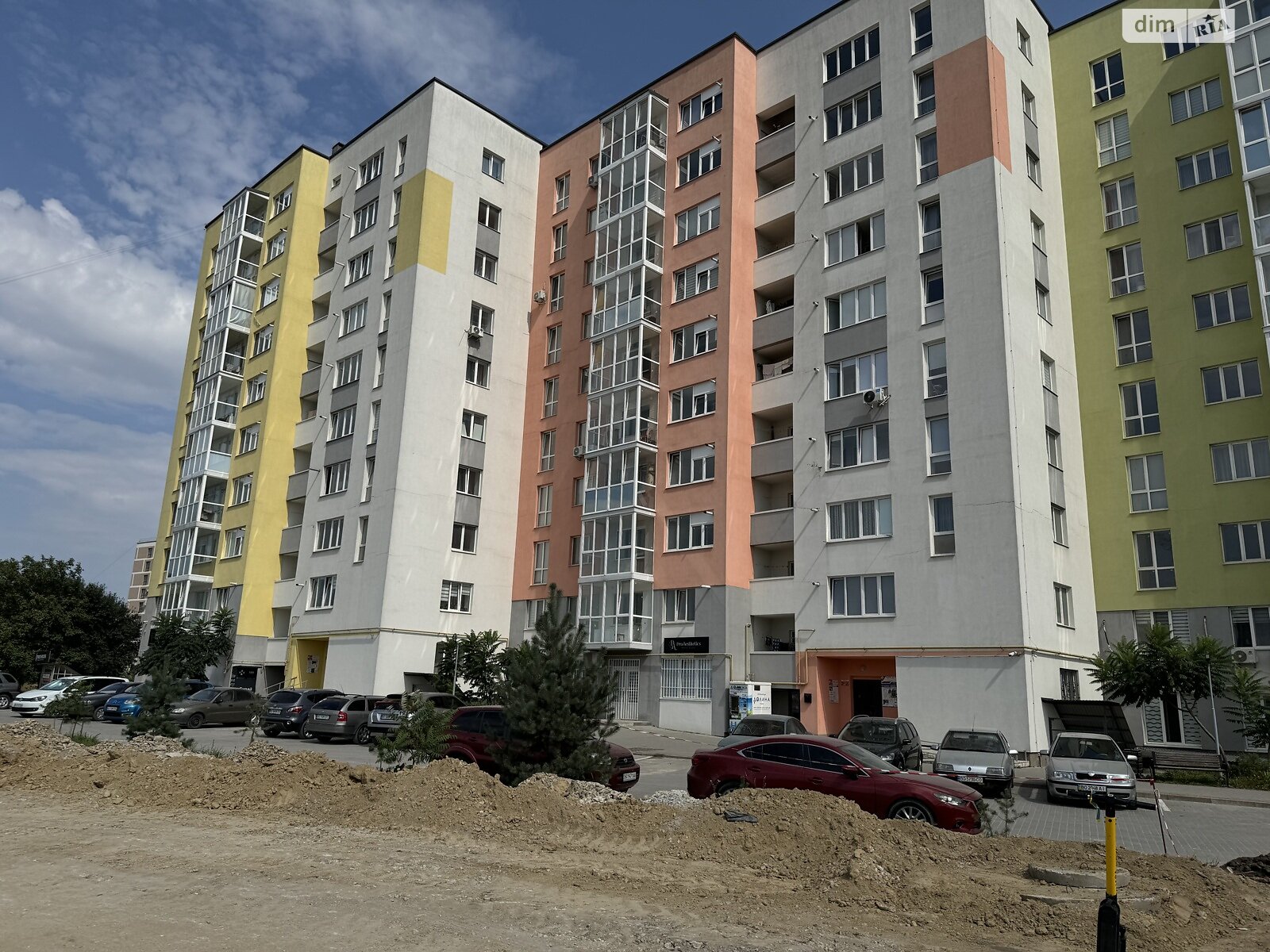 Продаж трикімнатної квартири в Тернополі, на вул. Героїв Чорнобиля, район Північний фото 1 Продаж трикімнатної квартири в Тернополі, на вул. Героїв Чорнобиля, район Північний фото 1
