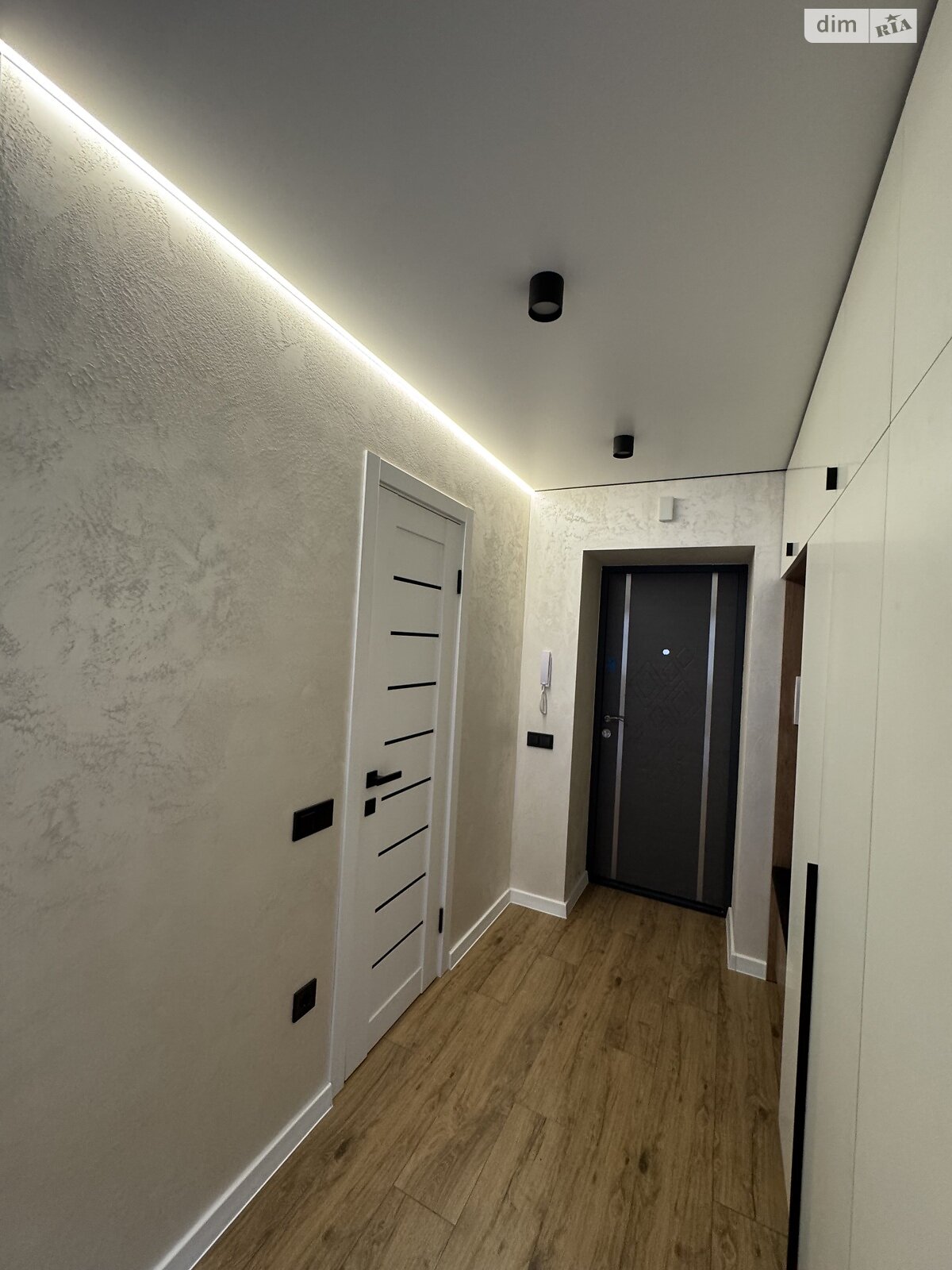 Продаж однокімнатної квартири в Тернополі, на вул. Іллєнка 3В, кв. 188, район Бам фото 1 Продаж однокімнатної квартири в Тернополі, на вул. Іллєнка 3В, кв. 188, район Бам фото 1