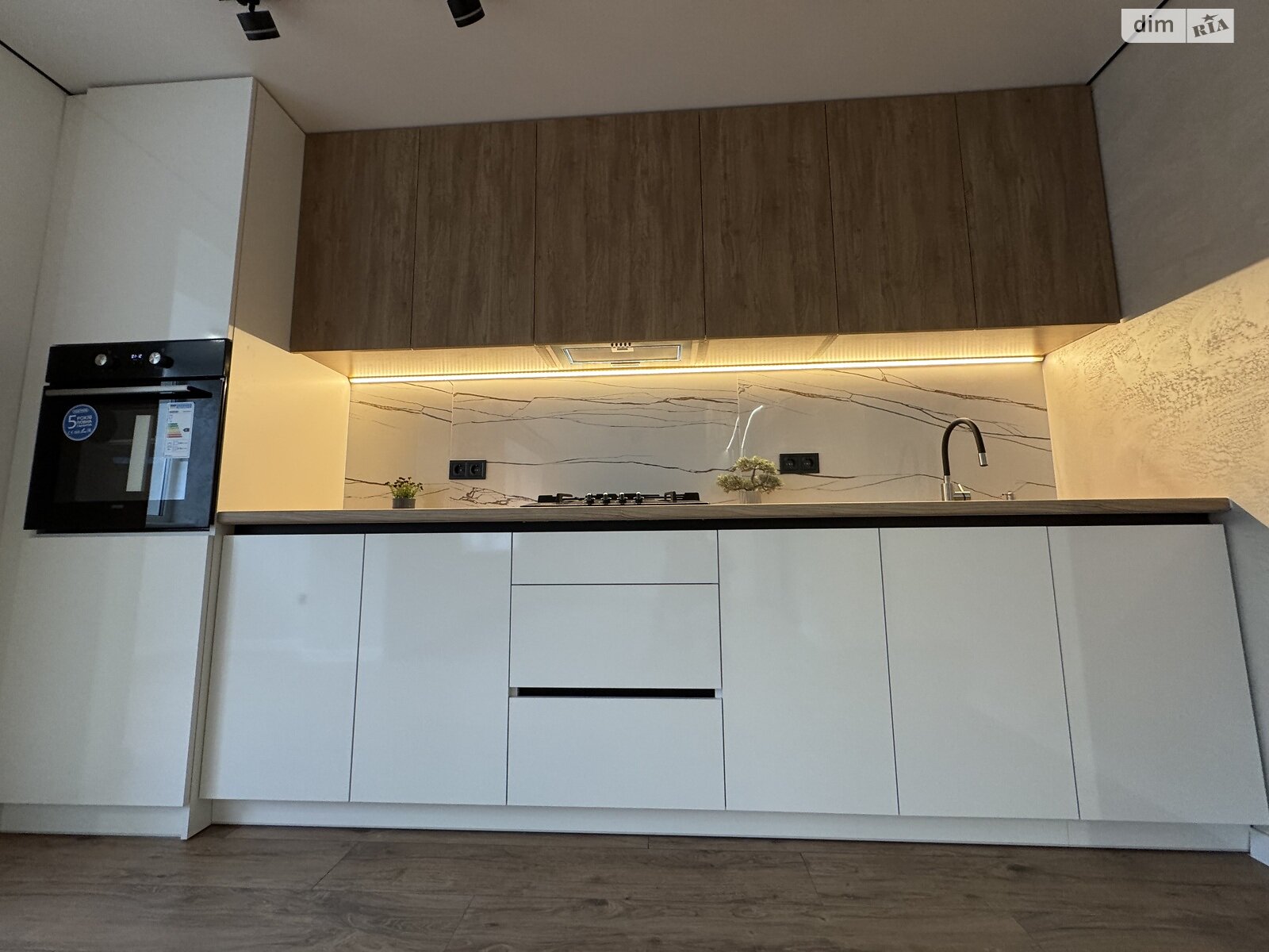 Продаж однокімнатної квартири в Тернополі, на вул. Іллєнка 3В, кв. 188, район Бам фото 1 Продаж однокімнатної квартири в Тернополі, на вул. Іллєнка 3В, кв. 188, район Бам фото 1