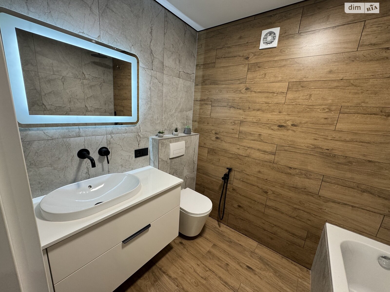 Продаж однокімнатної квартири в Тернополі, на вул. Іллєнка 3В, кв. 188, район Бам фото 1 Продаж однокімнатної квартири в Тернополі, на вул. Іллєнка 3В, кв. 188, район Бам фото 1