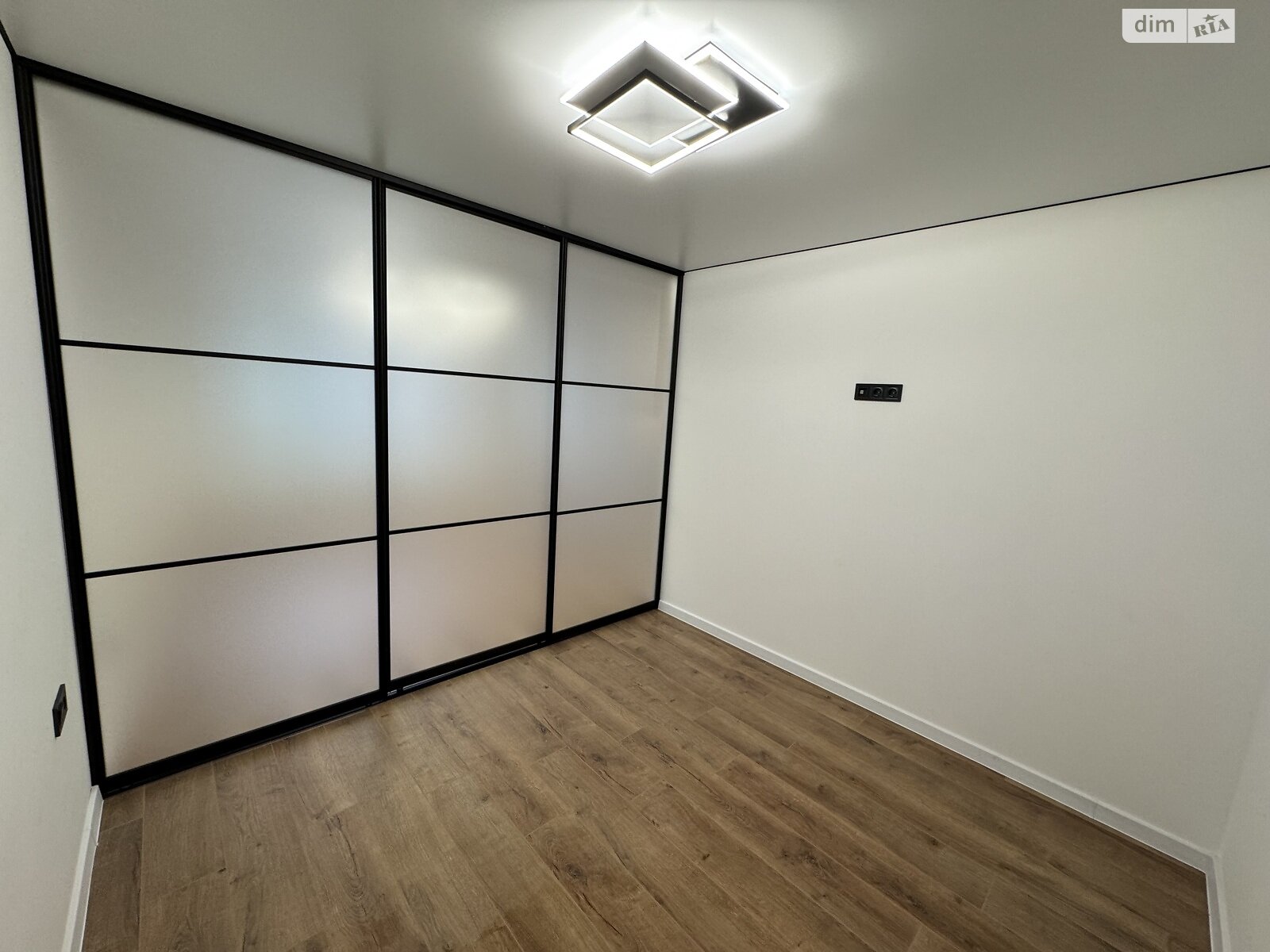 Продаж однокімнатної квартири в Тернополі, на вул. Іллєнка 3В, кв. 188, район Бам фото 1 Продаж однокімнатної квартири в Тернополі, на вул. Іллєнка 3В, кв. 188, район Бам фото 1