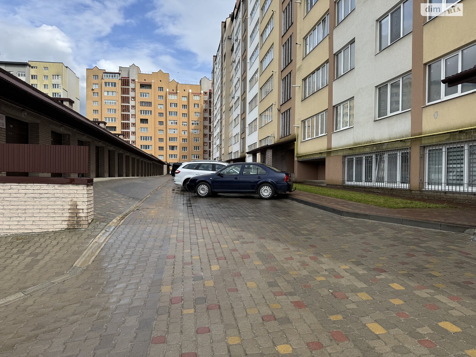 Продажа трехкомнатной квартиры в Тернополе, на ул. Ильенко 3Б, район Северный фото 1 Продажа трехкомнатной квартиры в Тернополе, на ул. Ильенко 3Б, район Северный фото 1