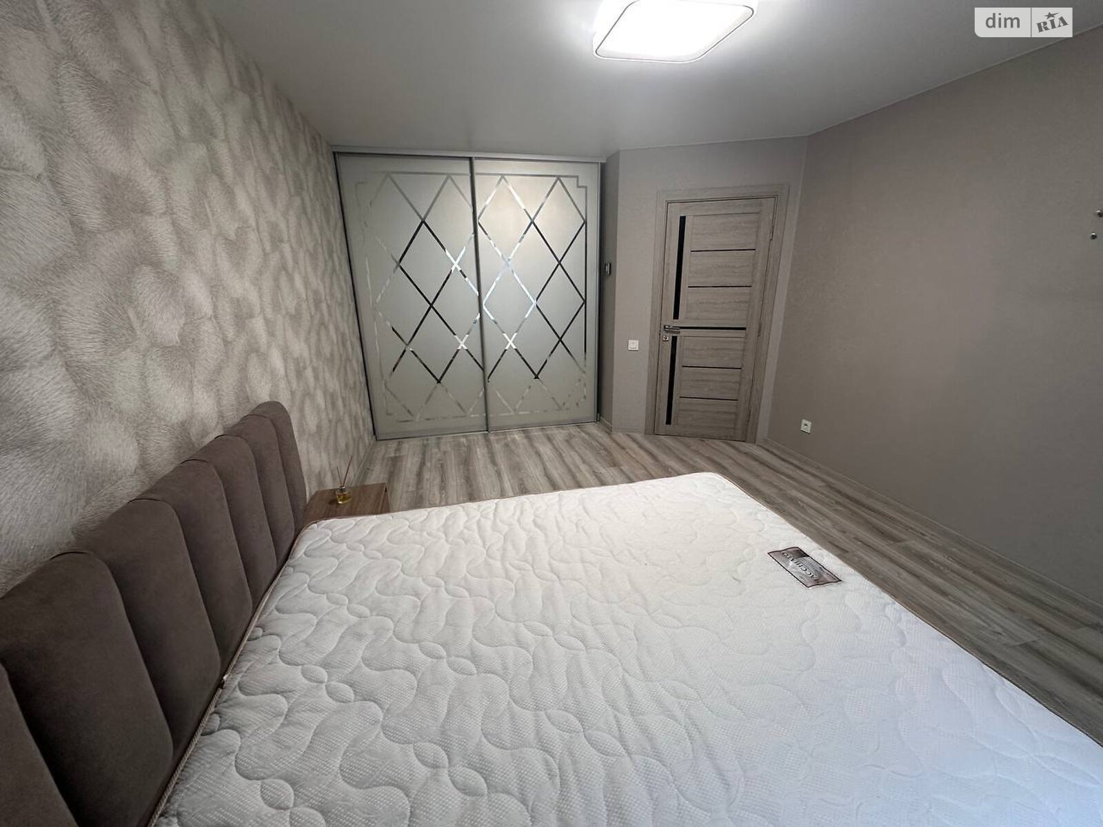 Продаж однокімнатної квартири в Тернополі, на вул. Іллєнка 3В, район Північний фото 1 Продаж однокімнатної квартири в Тернополі, на вул. Іллєнка 3В, район Північний фото 1