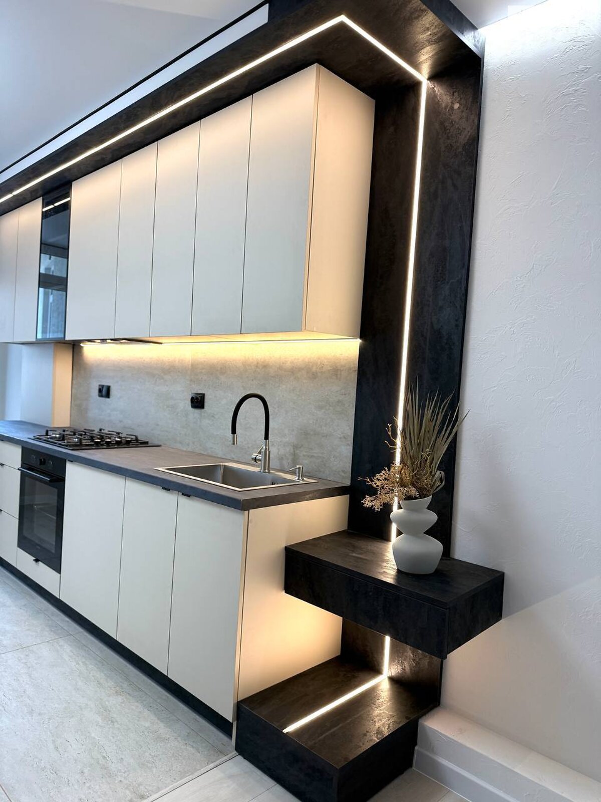 Продажа двухкомнатной квартиры в Тернополе, на ул. Киевская, район Северный фото 1 Продажа двухкомнатной квартиры в Тернополе, на ул. Киевская, район Северный фото 1
