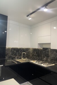 Продаж двокімнатної квартири в Тернополі, на вул. Київська 9Д, район Бам фото 2