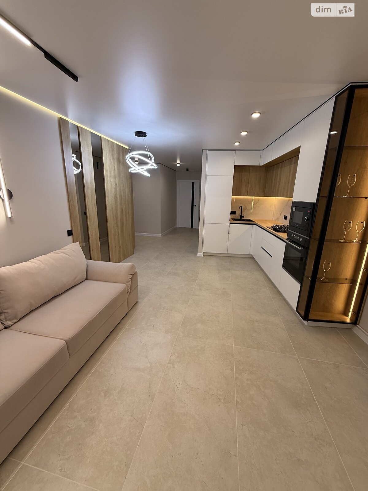 Продаж двокімнатної квартири в Тернополі, на вул. Київська 9Д, район Бам фото 1