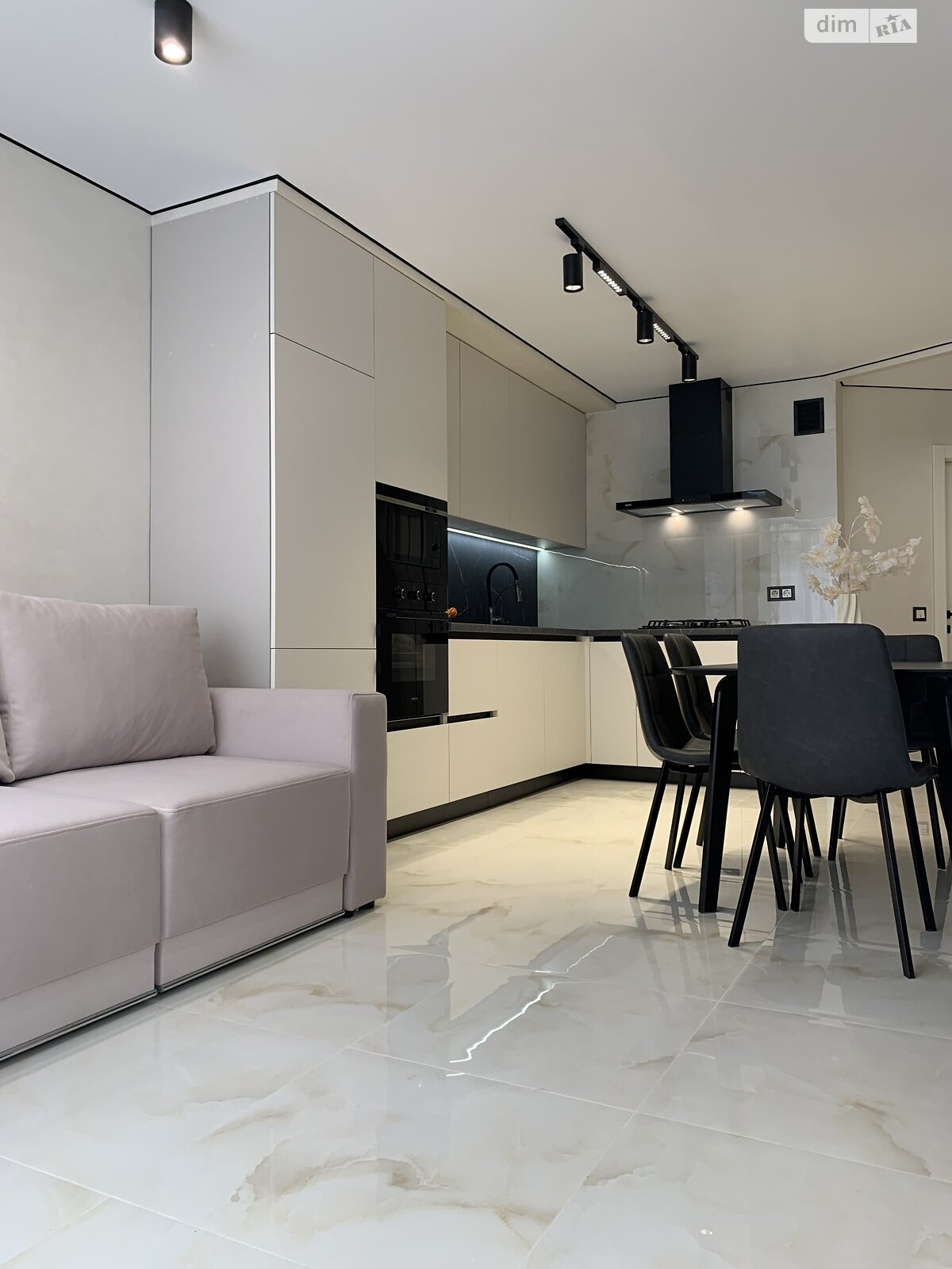 Продажа двухкомнатной квартиры в Тернополе, на ул. Киевская 9Д, район Северный фото 1 Продажа двухкомнатной квартиры в Тернополе, на ул. Киевская 9Д, район Северный фото 1