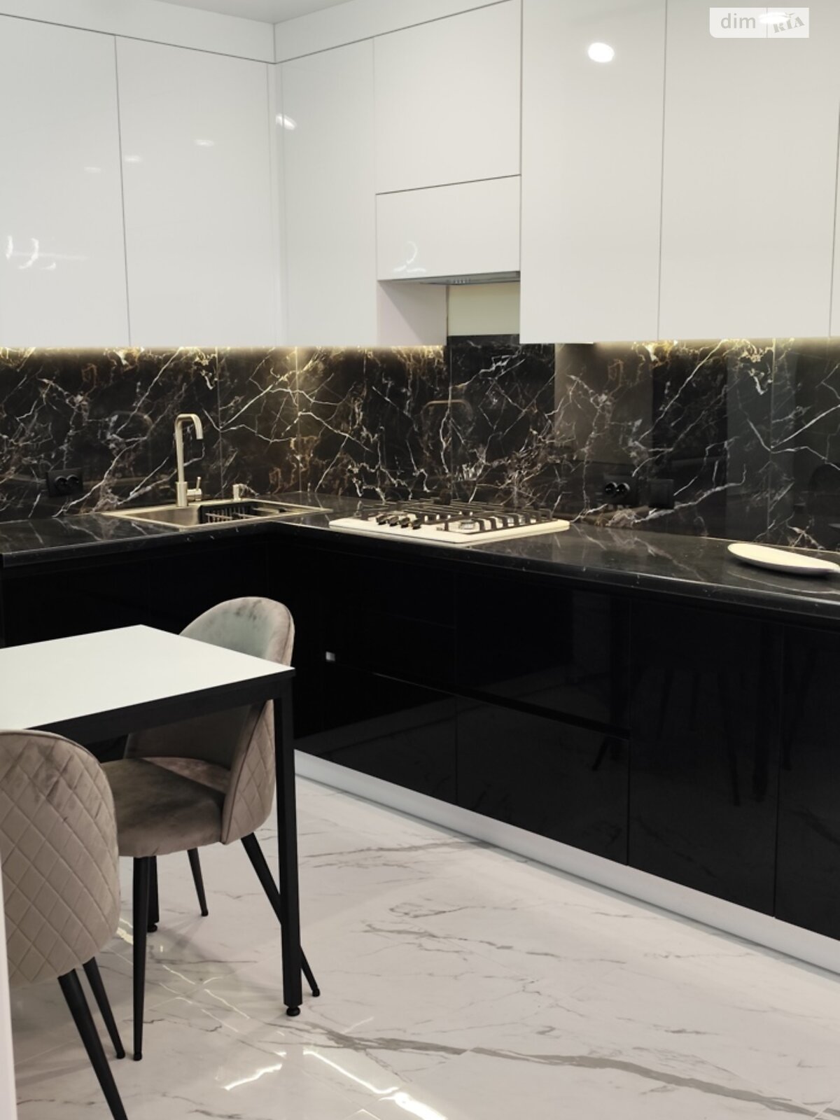 Продажа двухкомнатной квартиры в Тернополе, на ул. Киевская, район Северный фото 1 Продажа двухкомнатной квартиры в Тернополе, на ул. Киевская, район Северный фото 1