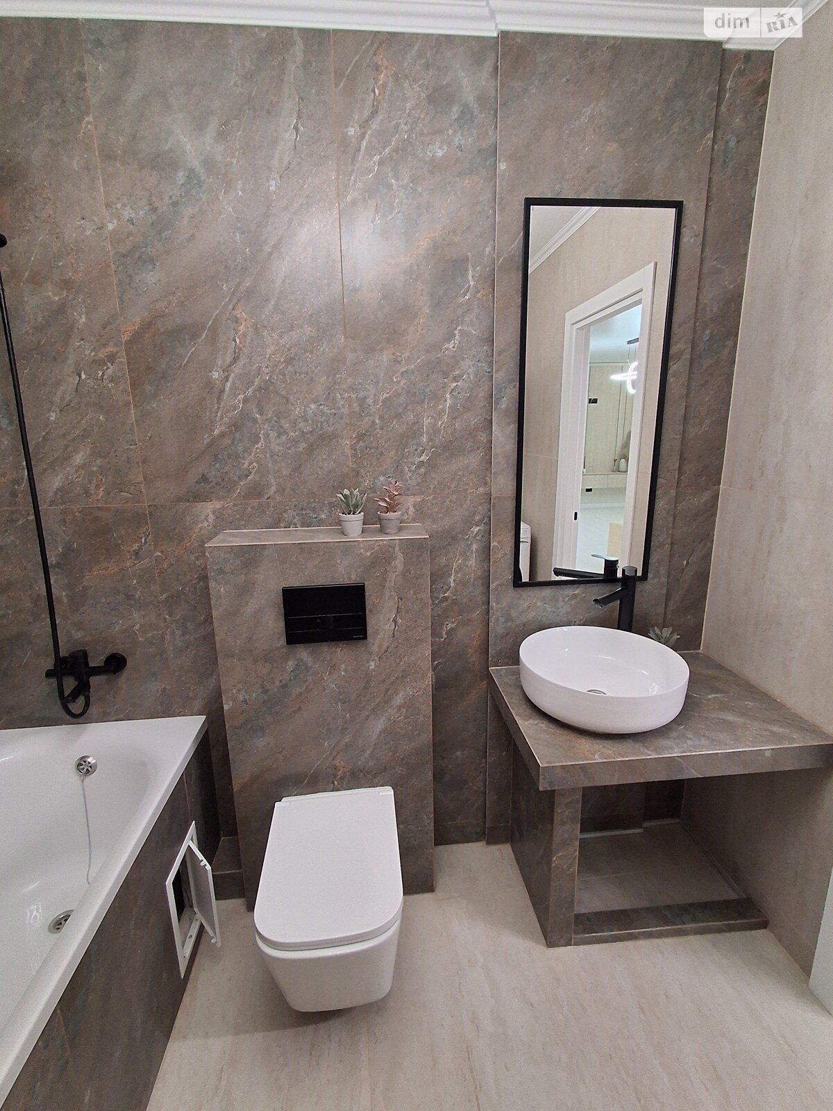 Продаж двокімнатної квартири в Тернополі, на вул. Київська, район Північний фото 1 Продаж двокімнатної квартири в Тернополі, на вул. Київська, район Північний фото 1