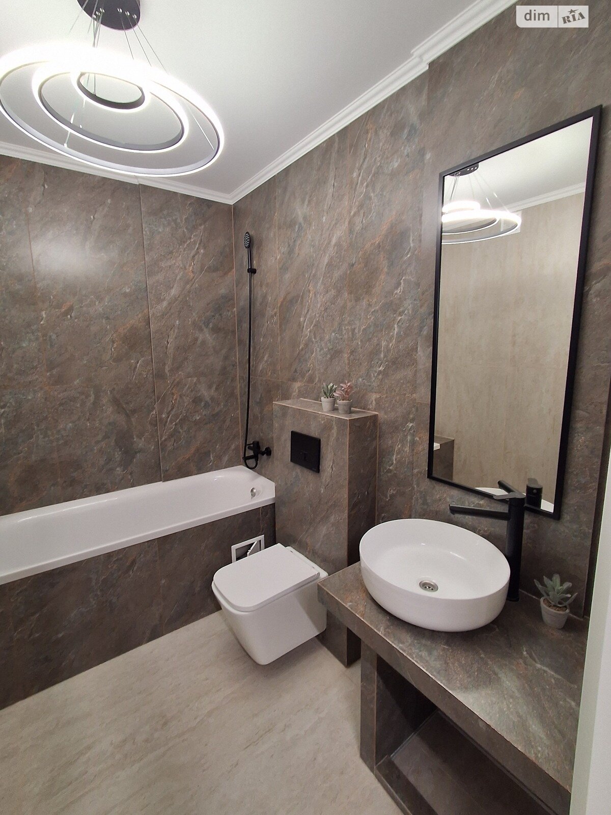 Продаж двокімнатної квартири в Тернополі, на вул. Київська, район Північний фото 1 Продаж двокімнатної квартири в Тернополі, на вул. Київська, район Північний фото 1