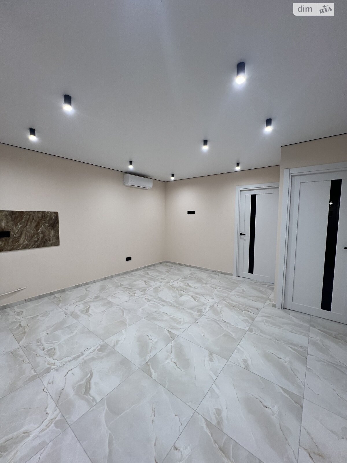 Продаж двокімнатної квартири в Тернополі, на вул. Смакули 8, район Північний фото 1 Продаж двокімнатної квартири в Тернополі, на вул. Смакули 8, район Північний фото 1