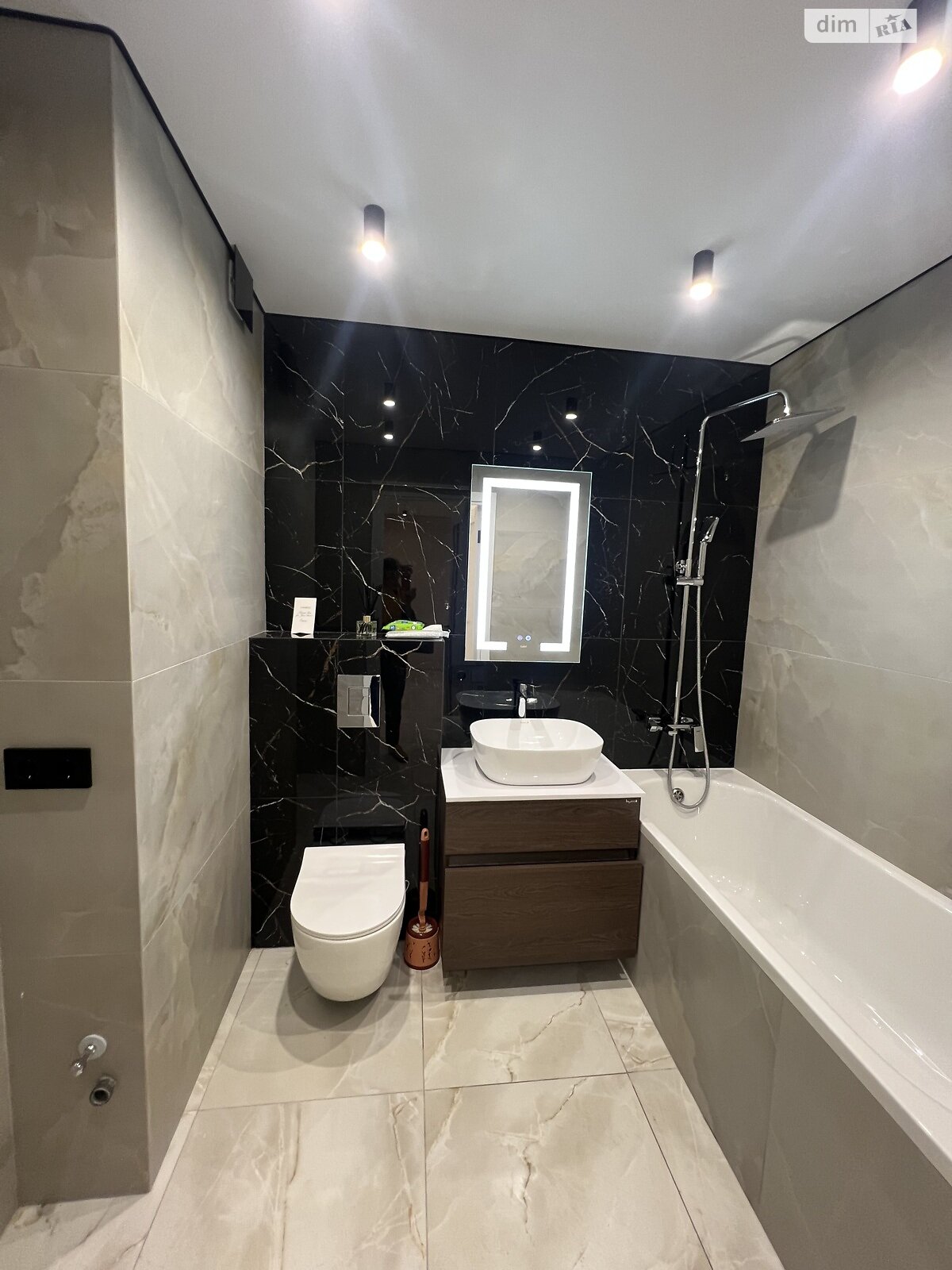 Продаж двокімнатної квартири в Тернополі, на вул. Смакули 8, район Північний фото 1 Продаж двокімнатної квартири в Тернополі, на вул. Смакули 8, район Північний фото 1