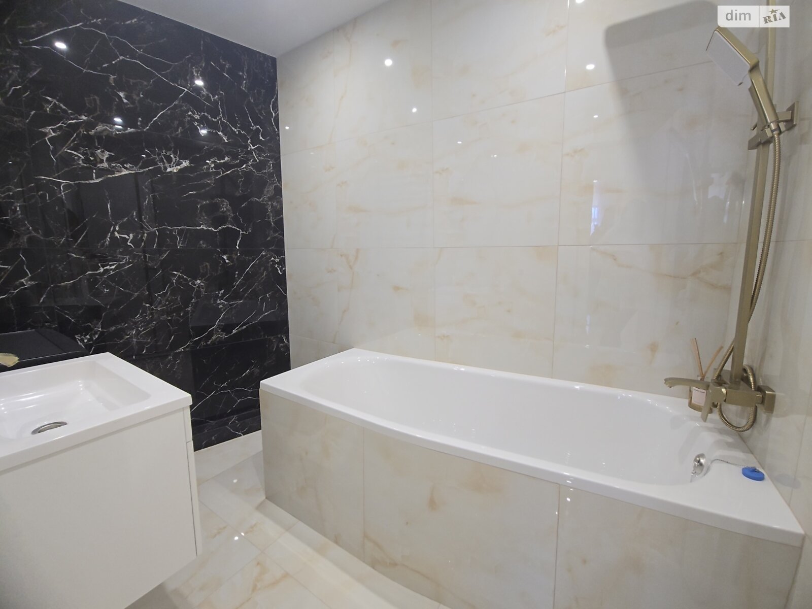 Продажа двухкомнатной квартиры в Тернополе, на ул. Киевская 9Д, район Северный фото 1 Продажа двухкомнатной квартиры в Тернополе, на ул. Киевская 9Д, район Северный фото 1