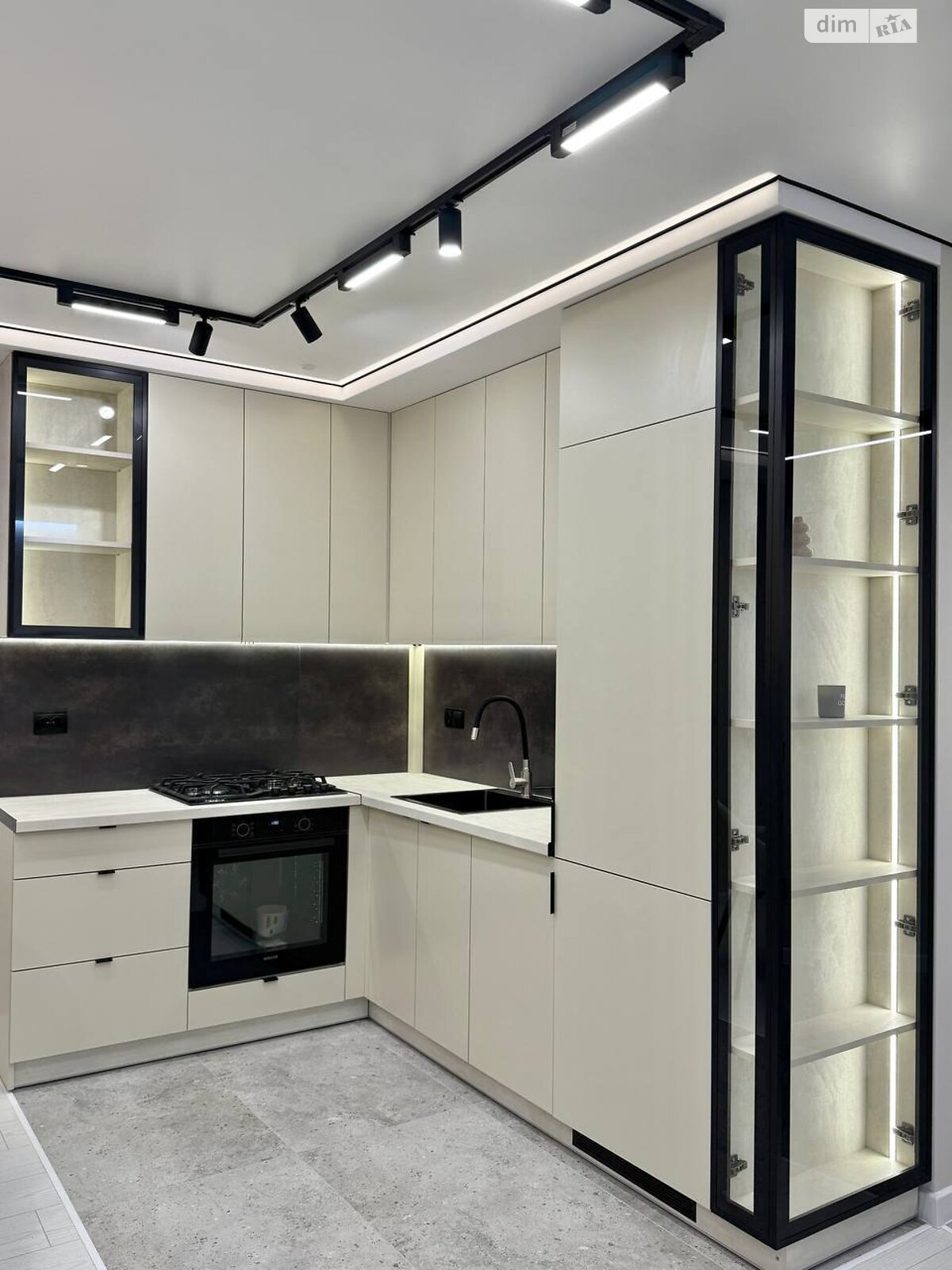 Продаж трикімнатної квартири в Тернополі, на вул. Київська 9Д, кв. 351, район Північний фото 1 Продаж трикімнатної квартири в Тернополі, на вул. Київська 9Д, кв. 351, район Північний фото 1