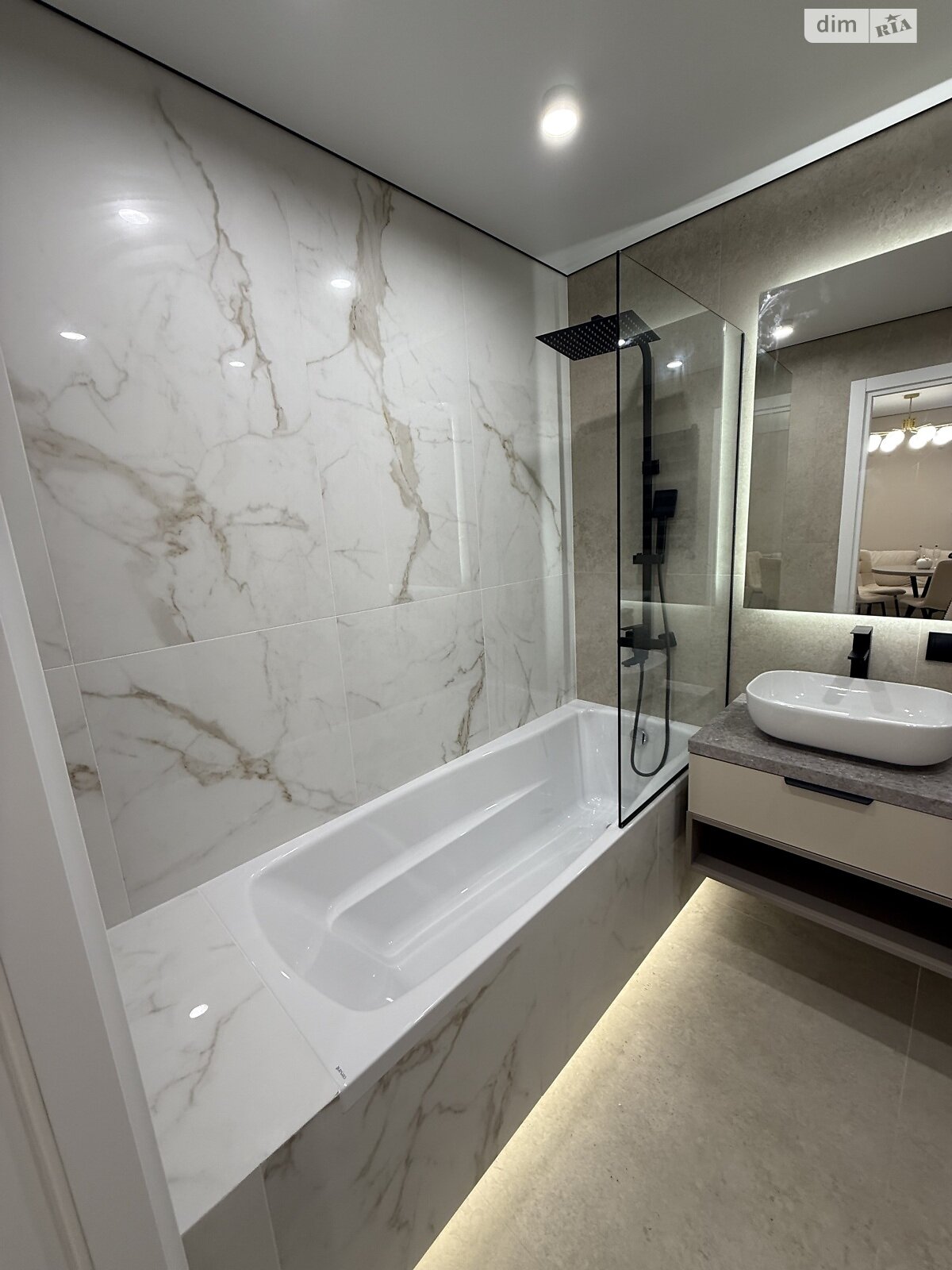 Продаж двокімнатної квартири в Тернополі, на вул. Київська, район Північний фото 1 Продаж двокімнатної квартири в Тернополі, на вул. Київська, район Північний фото 1