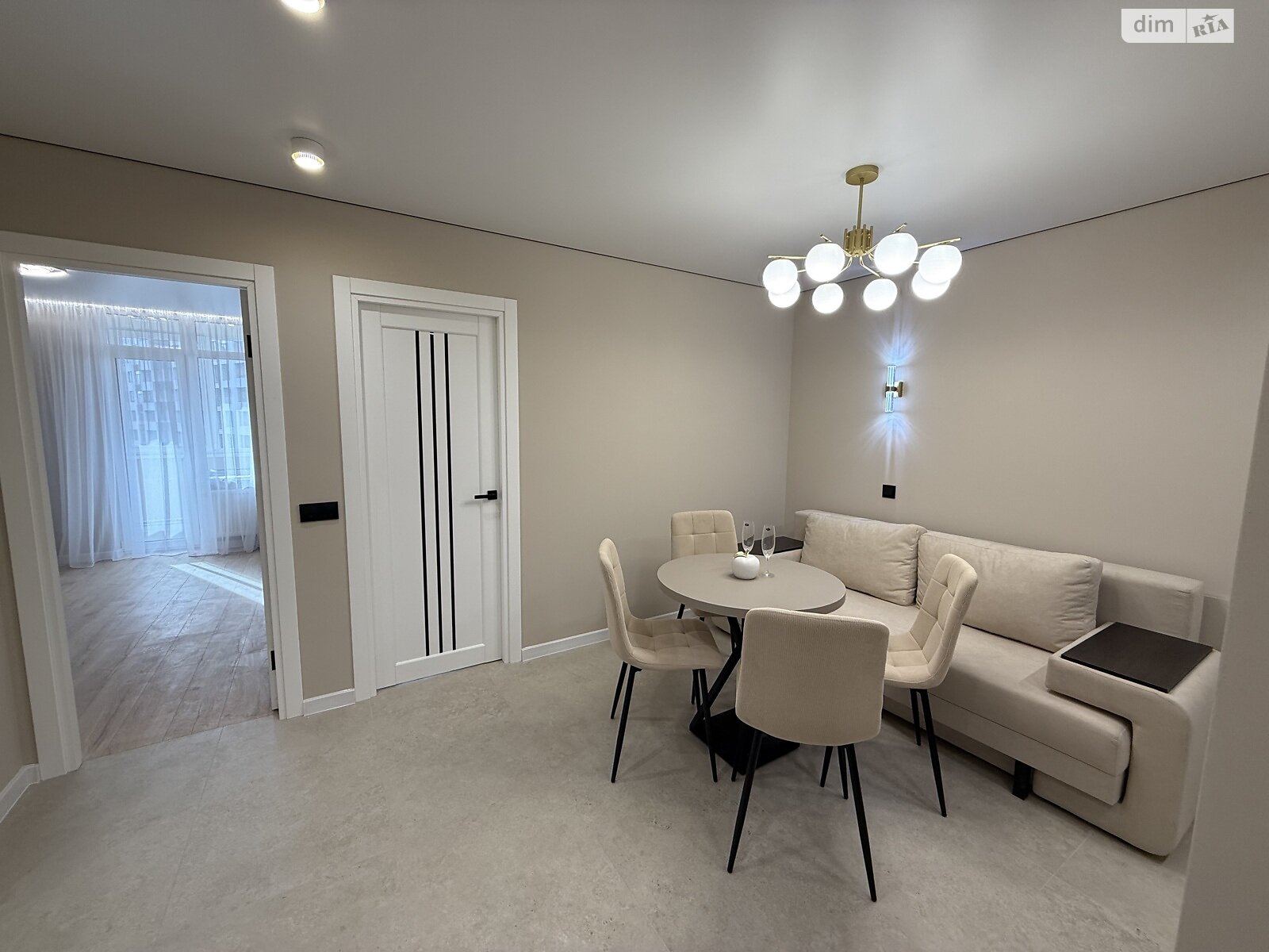 Продаж двокімнатної квартири в Тернополі, на вул. Київська, район Північний фото 1 Продаж двокімнатної квартири в Тернополі, на вул. Київська, район Північний фото 1