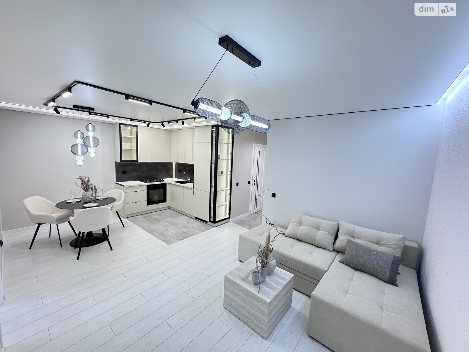 Продаж двокімнатної квартири в Тернополі, на вул. Київська, район Північний фото 1