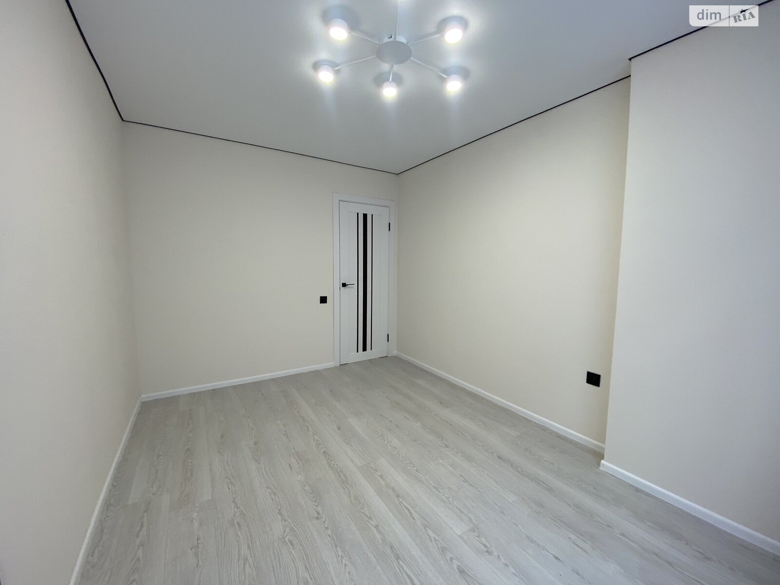 Продаж двокімнатної квартири в Тернополі, на вул. Смакули, район Північний фото 1 Продаж двокімнатної квартири в Тернополі, на вул. Смакули, район Північний фото 1