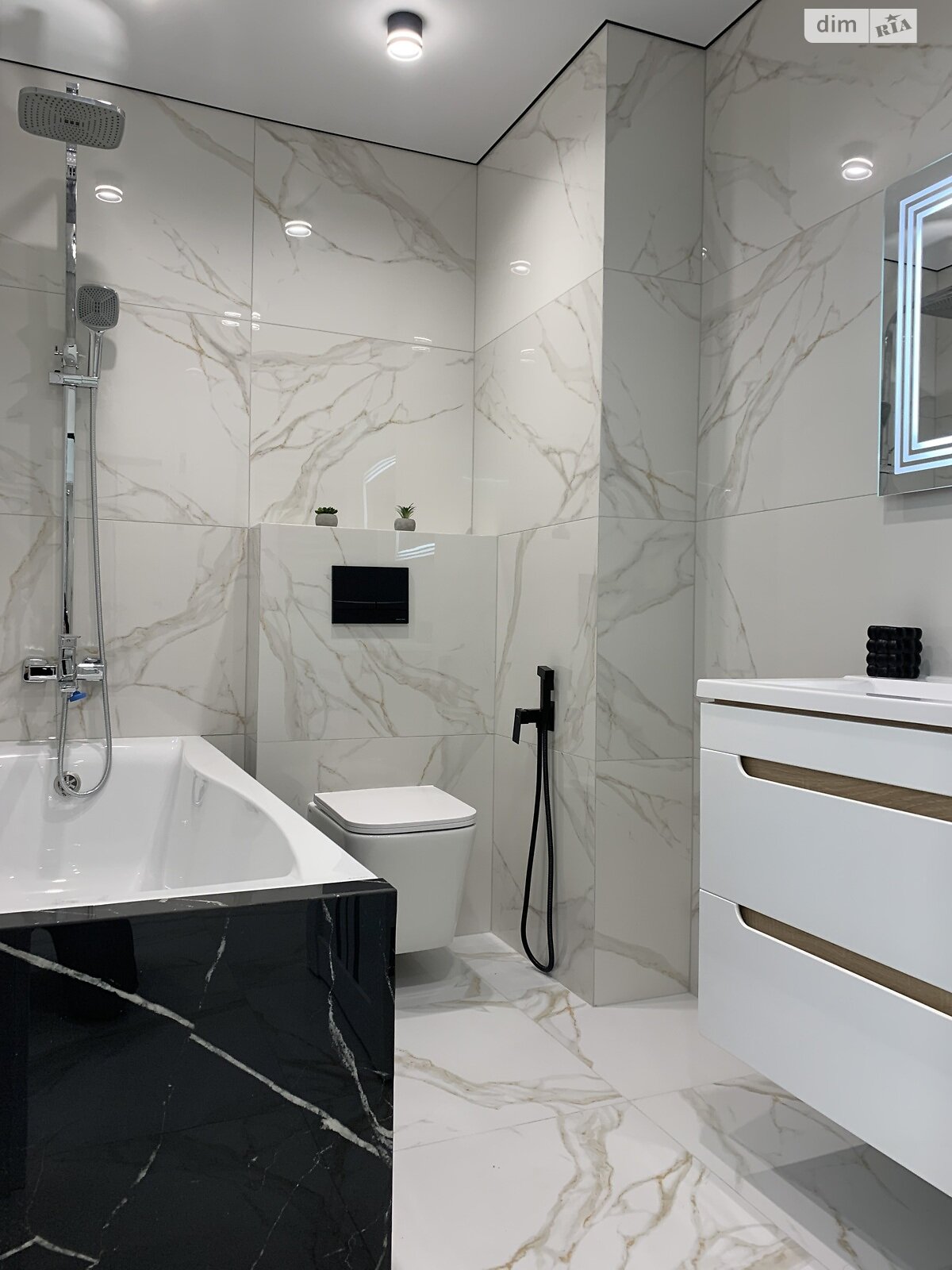 Продаж двокімнатної квартири в Тернополі, на вул. Смакули, район Північний фото 1 Продаж двокімнатної квартири в Тернополі, на вул. Смакули, район Північний фото 1