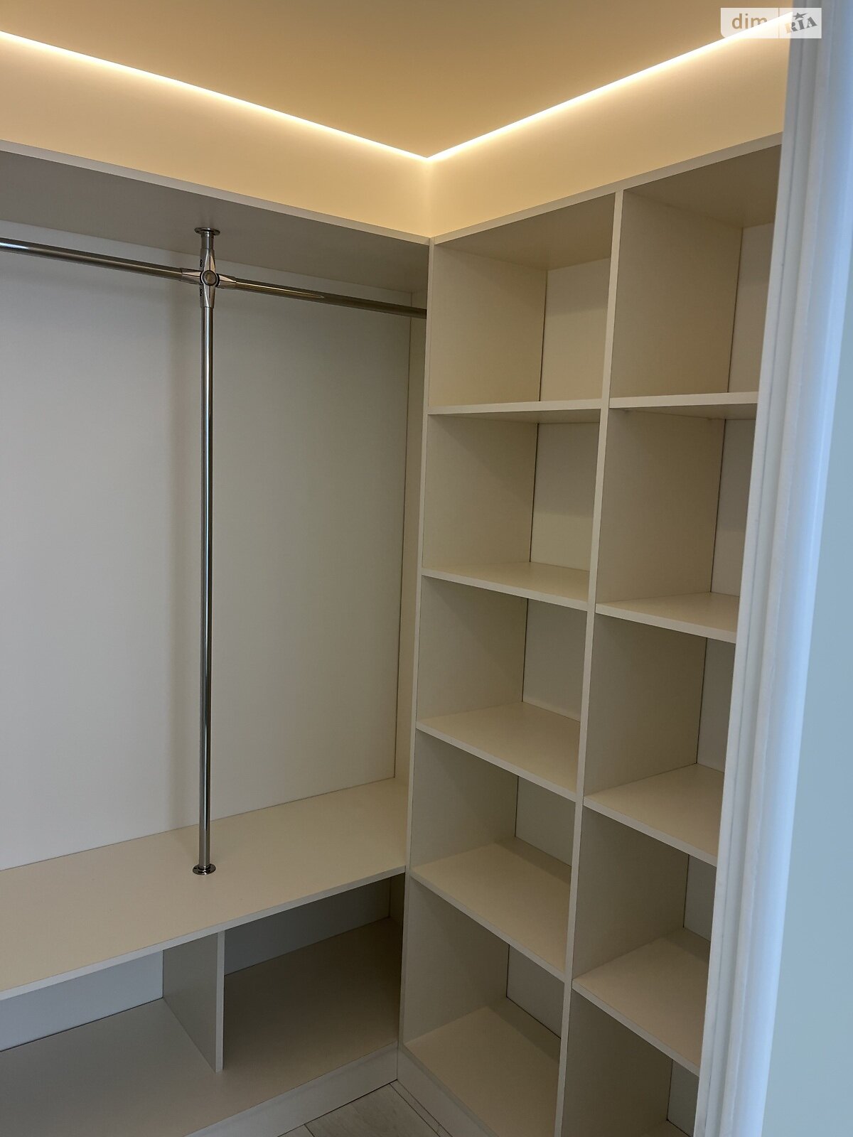 Продаж двокімнатної квартири в Тернополі, на вул. Смакули 8, район Північний фото 1 Продаж двокімнатної квартири в Тернополі, на вул. Смакули 8, район Північний фото 1