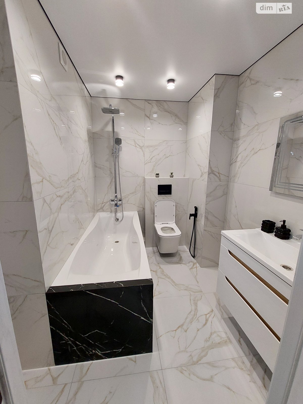Продажа двухкомнатной квартиры в Тернополе, на ул. Смакулы 7, район Северный фото 1 Продажа двухкомнатной квартиры в Тернополе, на ул. Смакулы 7, район Северный фото 1