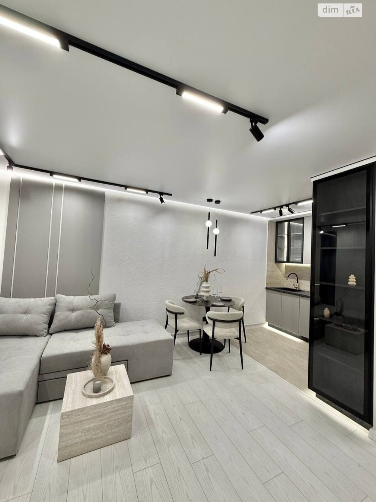 Продаж двокімнатної квартири в Тернополі, на вул. Смакули 8, район Північний фото 1 Продаж двокімнатної квартири в Тернополі, на вул. Смакули 8, район Північний фото 1