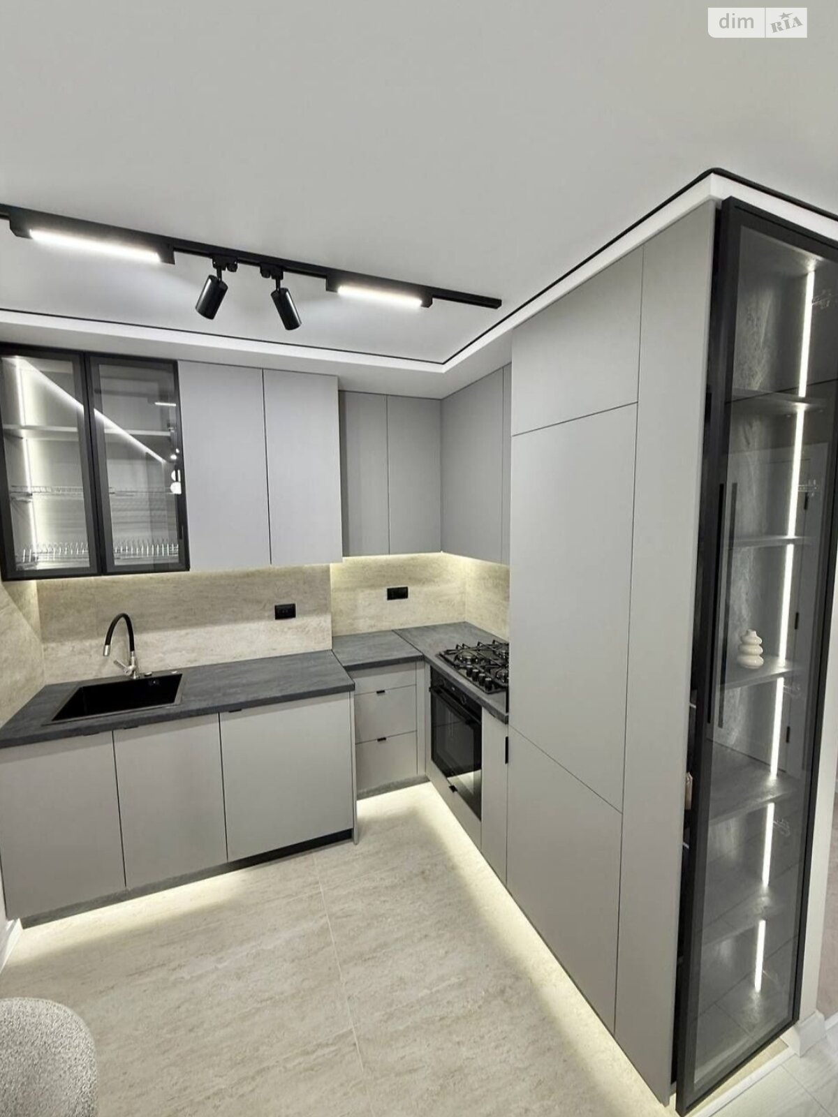 Продаж двокімнатної квартири в Тернополі, на вул. Смакули 8, район Північний фото 1 Продаж двокімнатної квартири в Тернополі, на вул. Смакули 8, район Північний фото 1