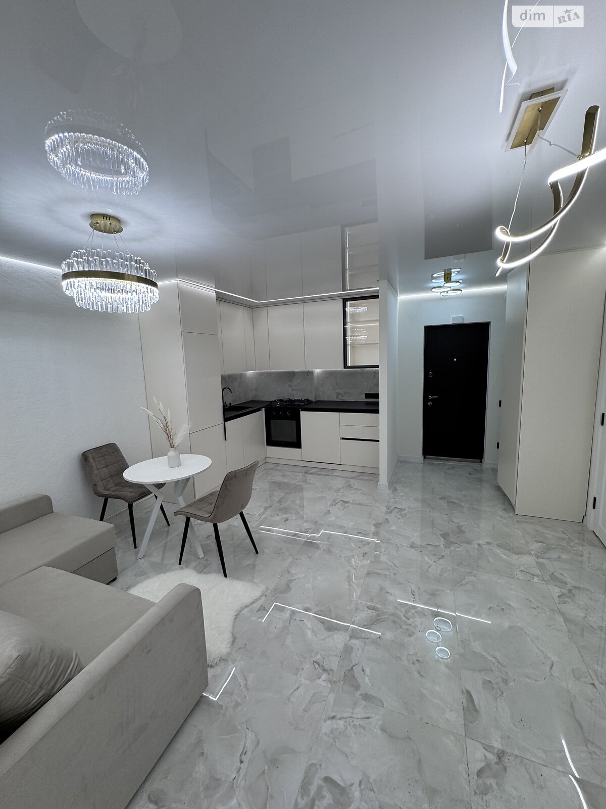 Продаж двокімнатної квартири в Тернополі, на вул. Смакули 8, район Північний фото 1