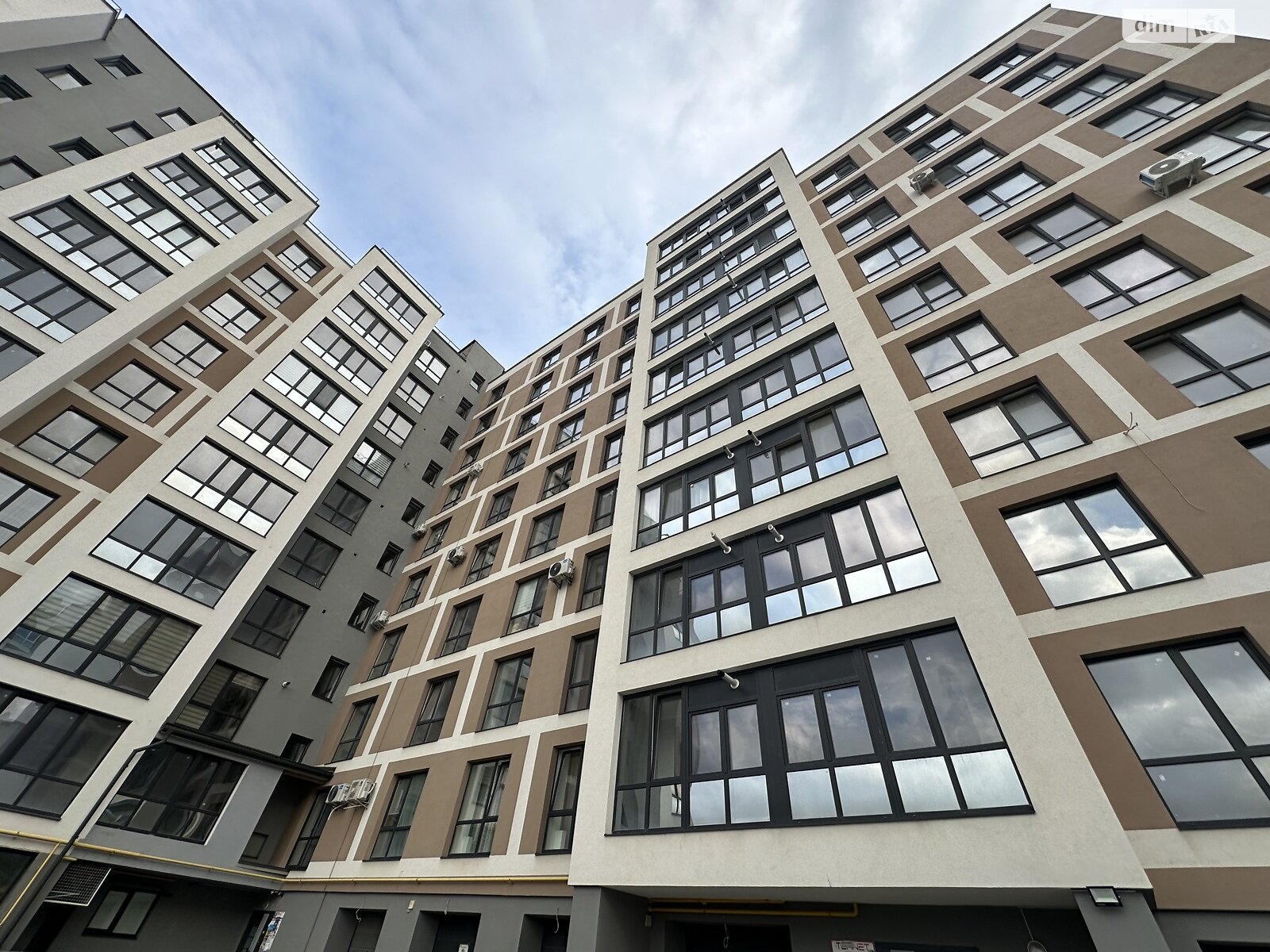 Продажа трехкомнатной квартиры в Тернополе, на ул. Текстильная 24Г, район Северный фото 1 Продажа трехкомнатной квартиры в Тернополе, на ул. Текстильная 24Г, район Северный фото 1