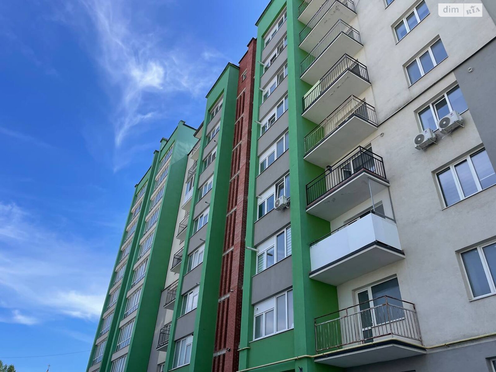 Продаж трикімнатної квартири в Тернополі, на вул. Яреми, район Аляска фото 1 Продаж трикімнатної квартири в Тернополі, на вул. Яреми, район Аляска фото 1