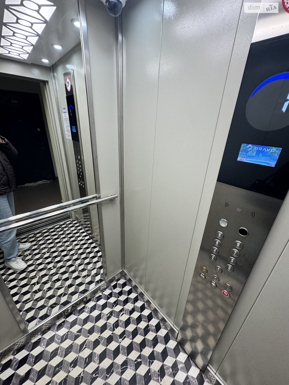 Продаж трикімнатної квартири в Тернополі, на вул. Яреми 9А, район Північний фото 1 Продаж трикімнатної квартири в Тернополі, на вул. Яреми 9А, район Північний фото 1